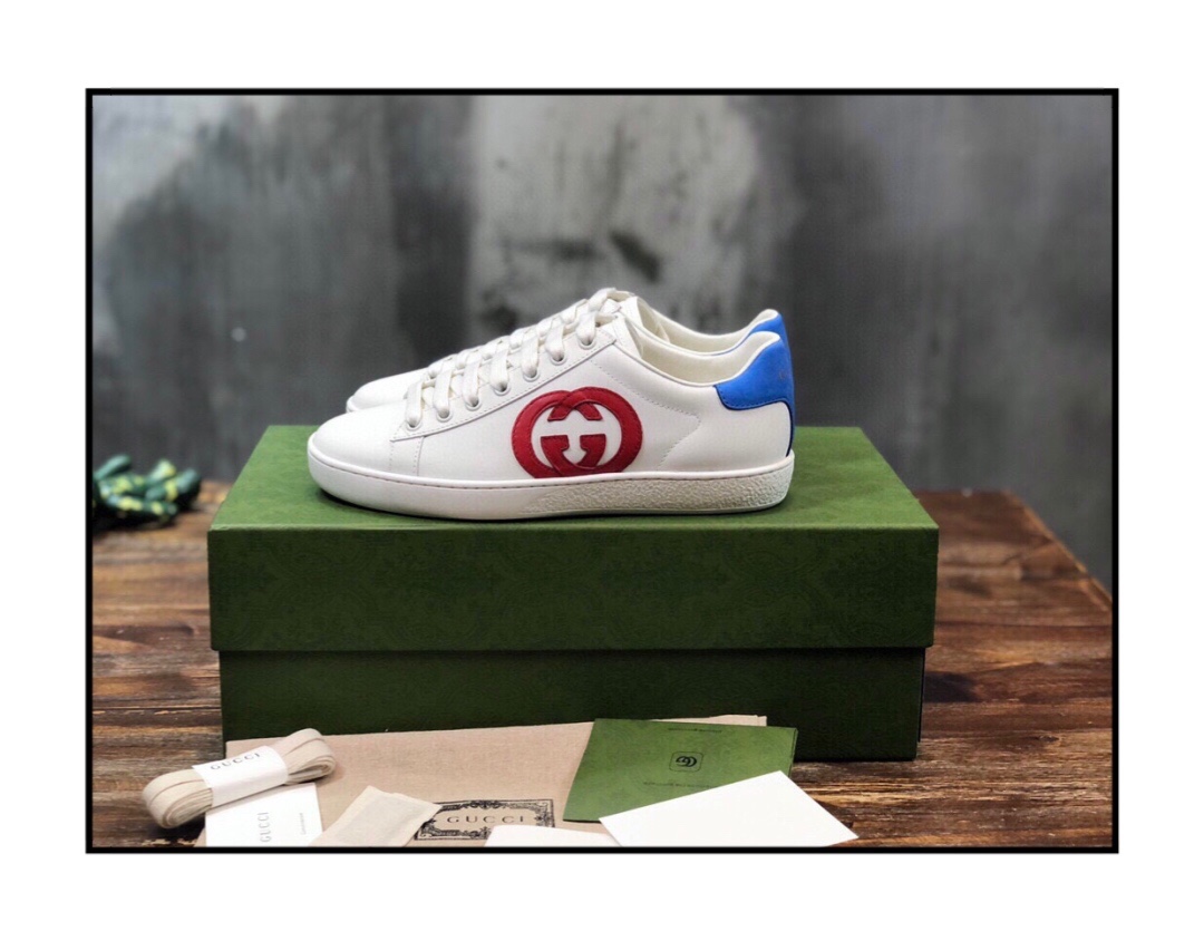 Gucci Ace Interlocking G Red - vstockx