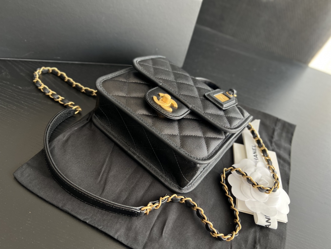 Handbag Chanel AS3652 size 17cmx20.5cmx6 cm - vstockx