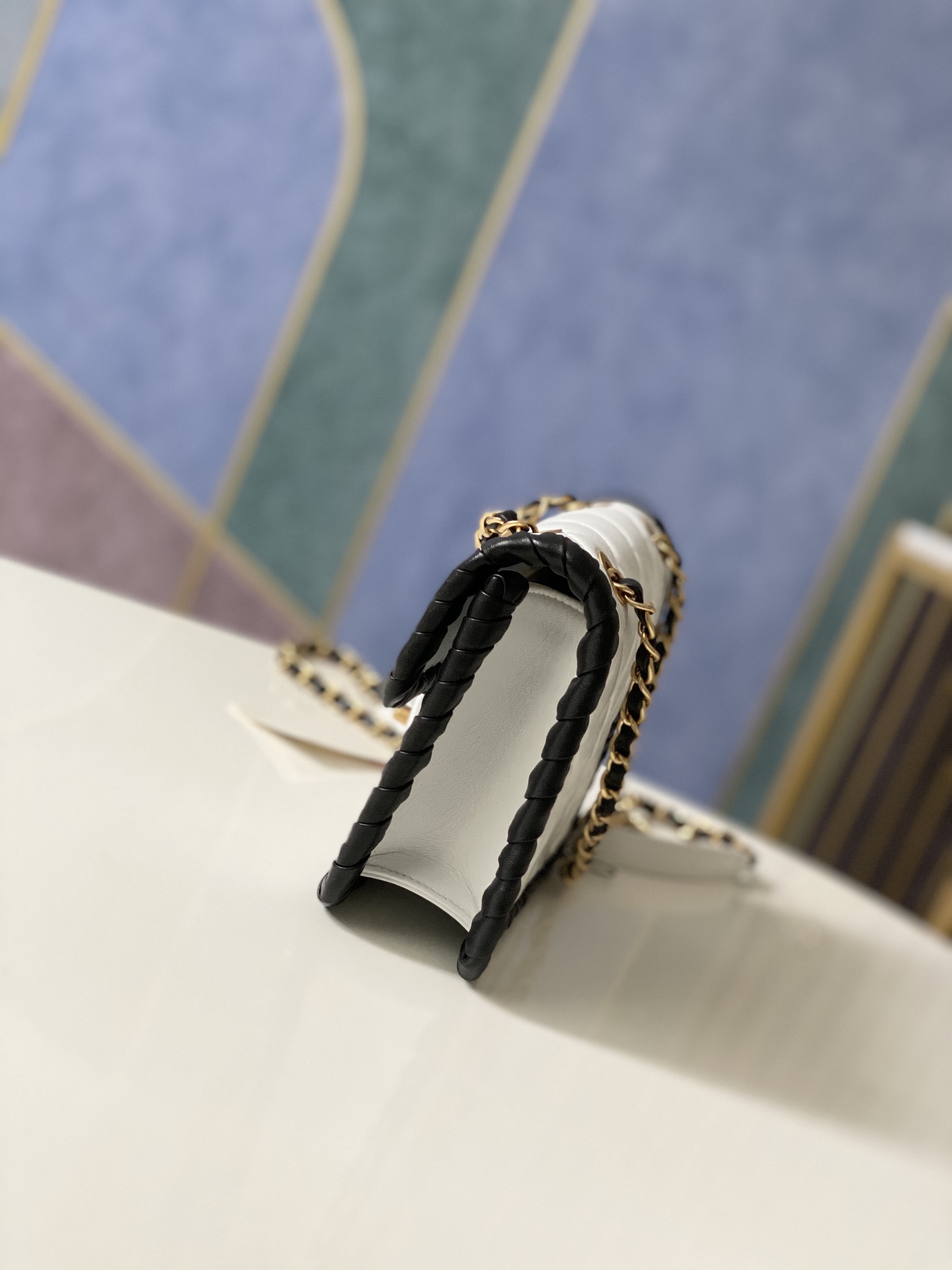 Handbag Chanel AS2495 size 19x15x6 cm - vstockx