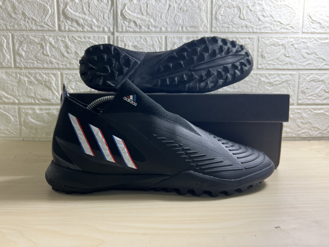 AD football shoes 21 - vstockx