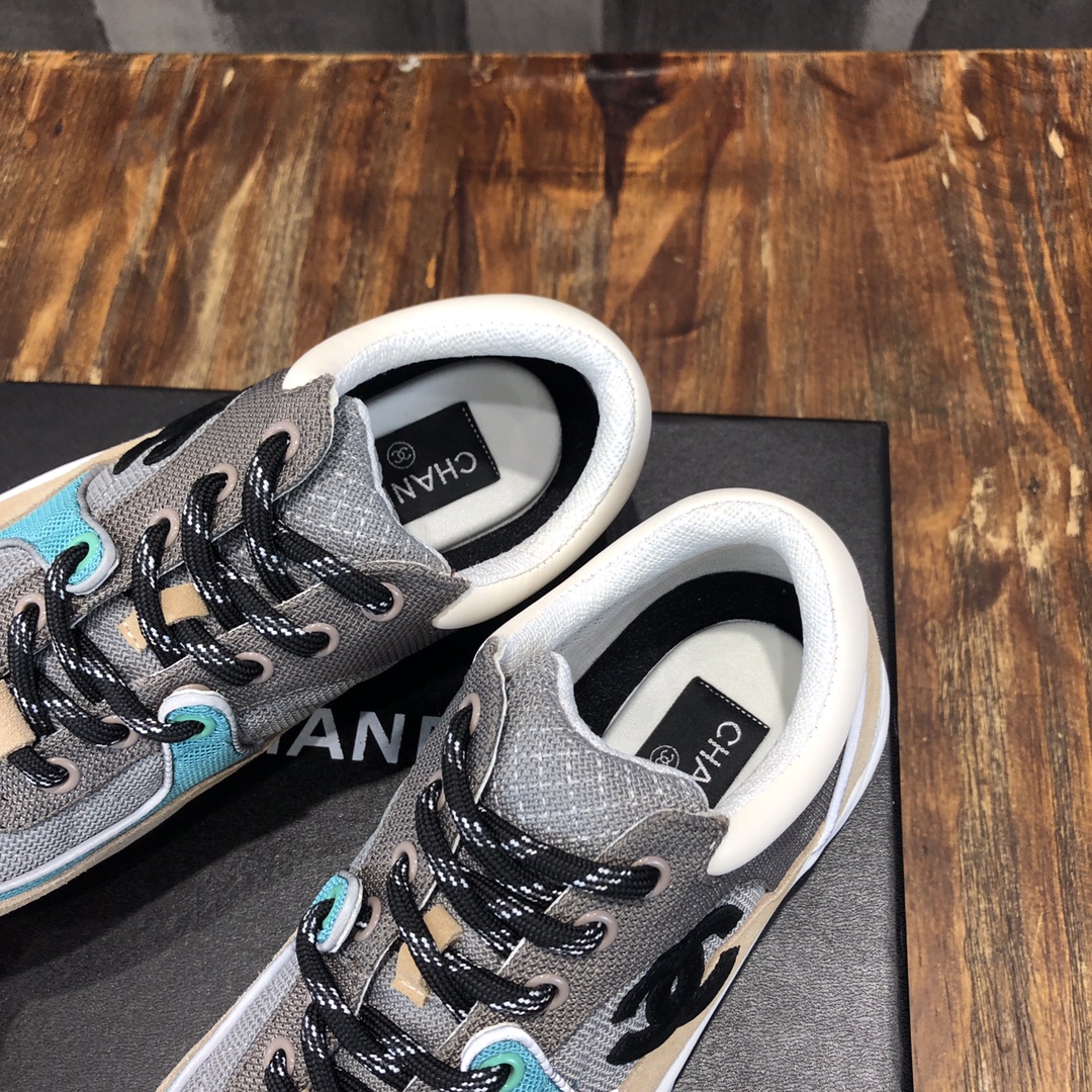 Chanel Fabric & Suede Calfskin Low Top Sneaker 2 - vstockx