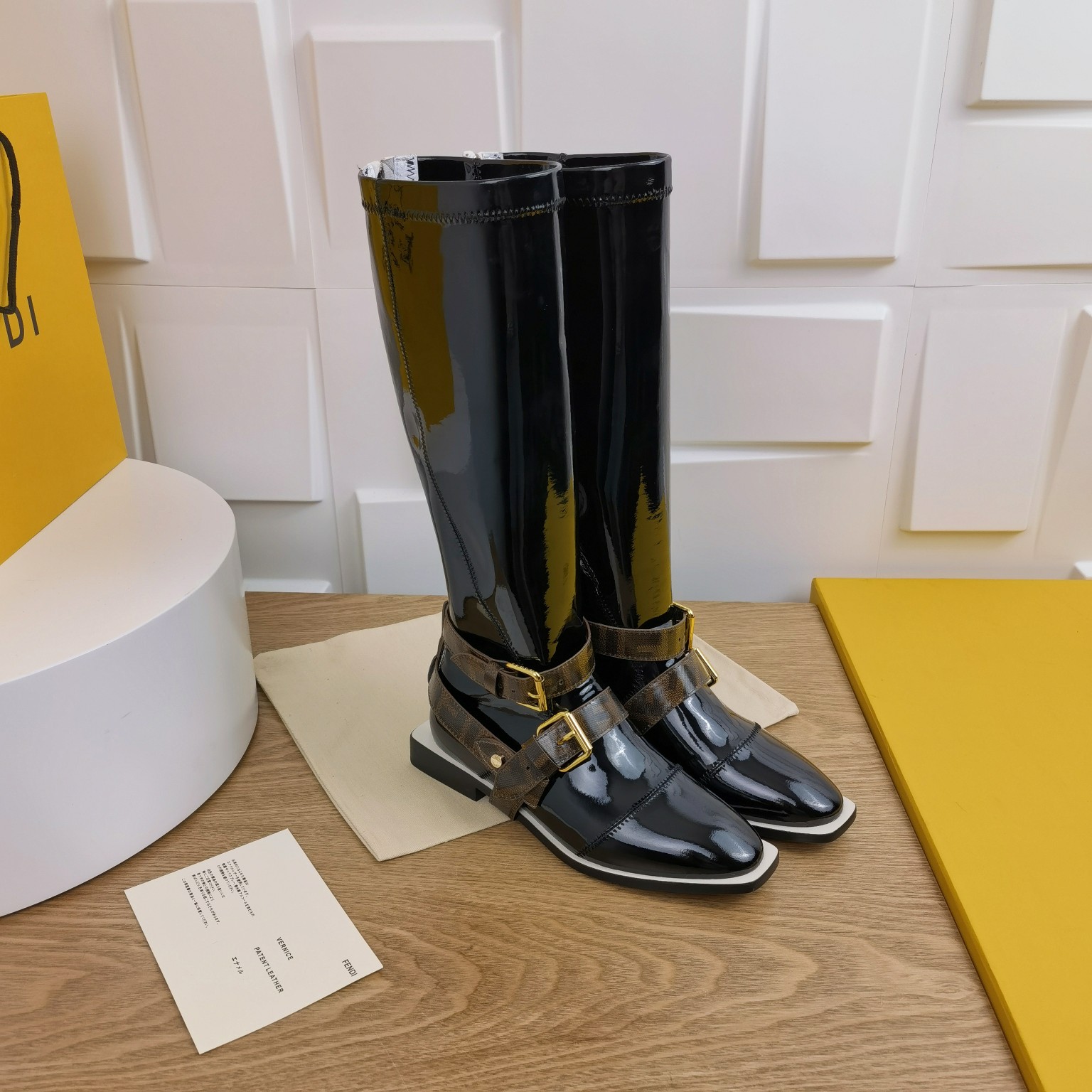 Fendi Boots 4 - vstockx