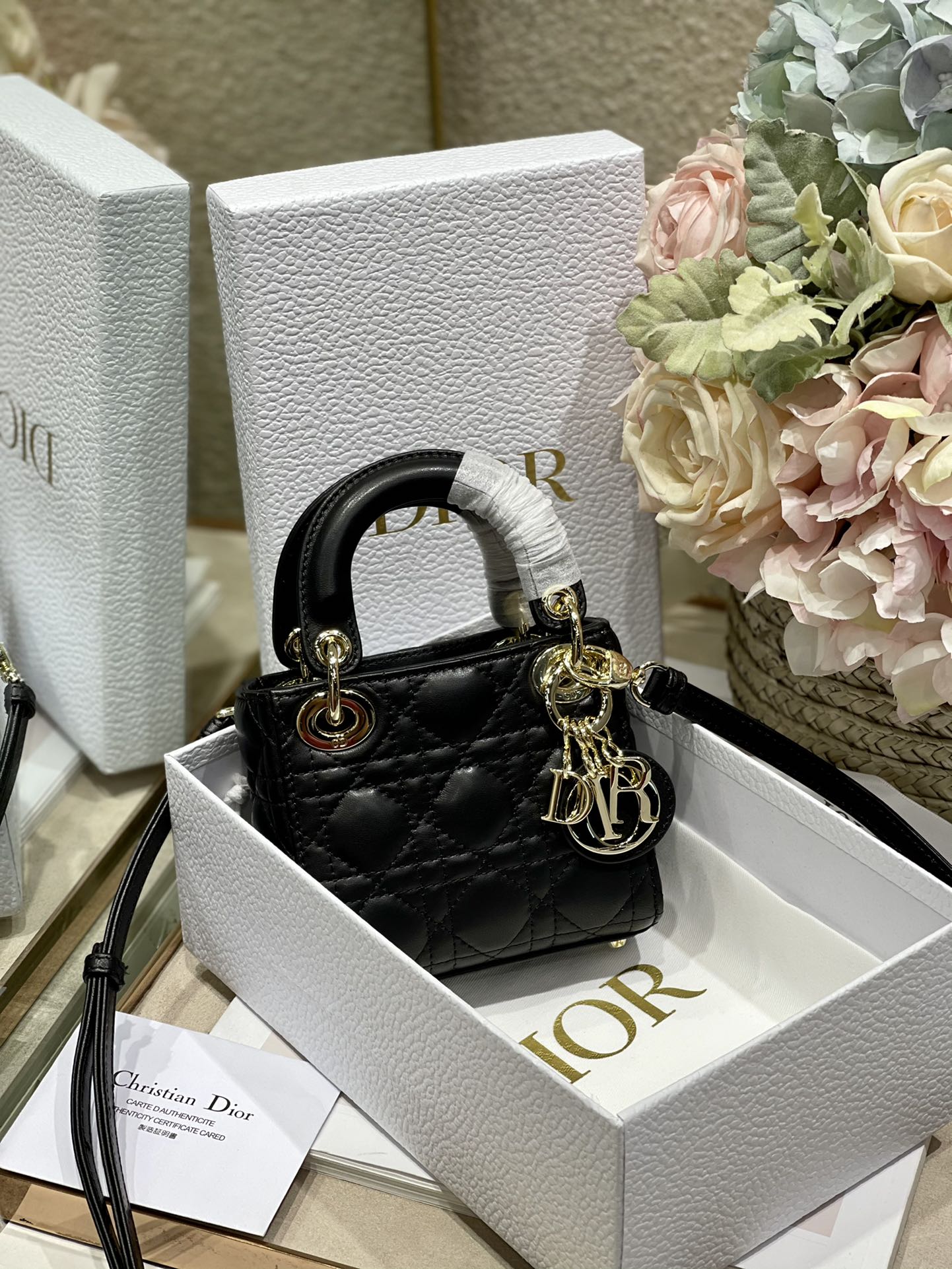 Handbags Dior  M B 6601 size:12*10*5 cm - vstockx
