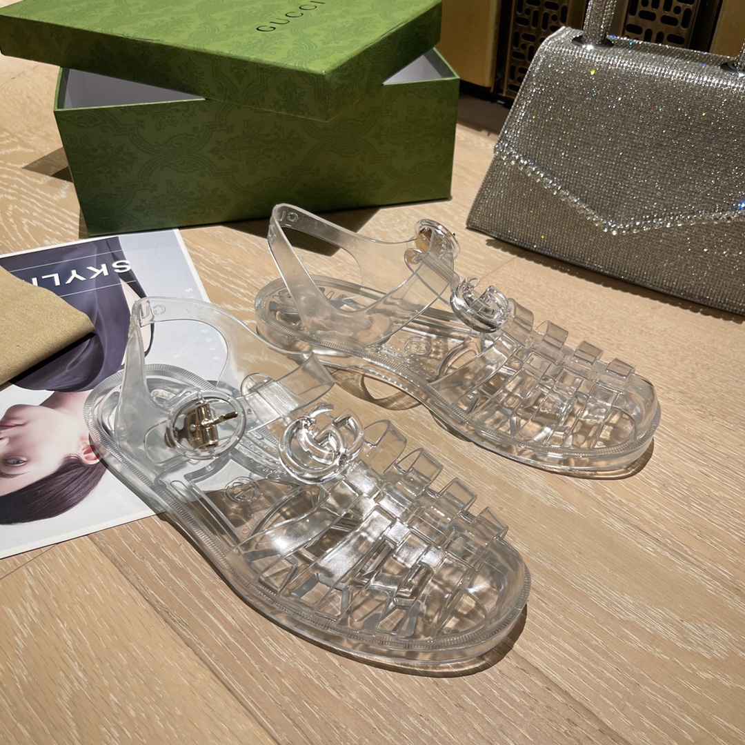 Gucci Women's sandal with Double G Women 11 - vstockx