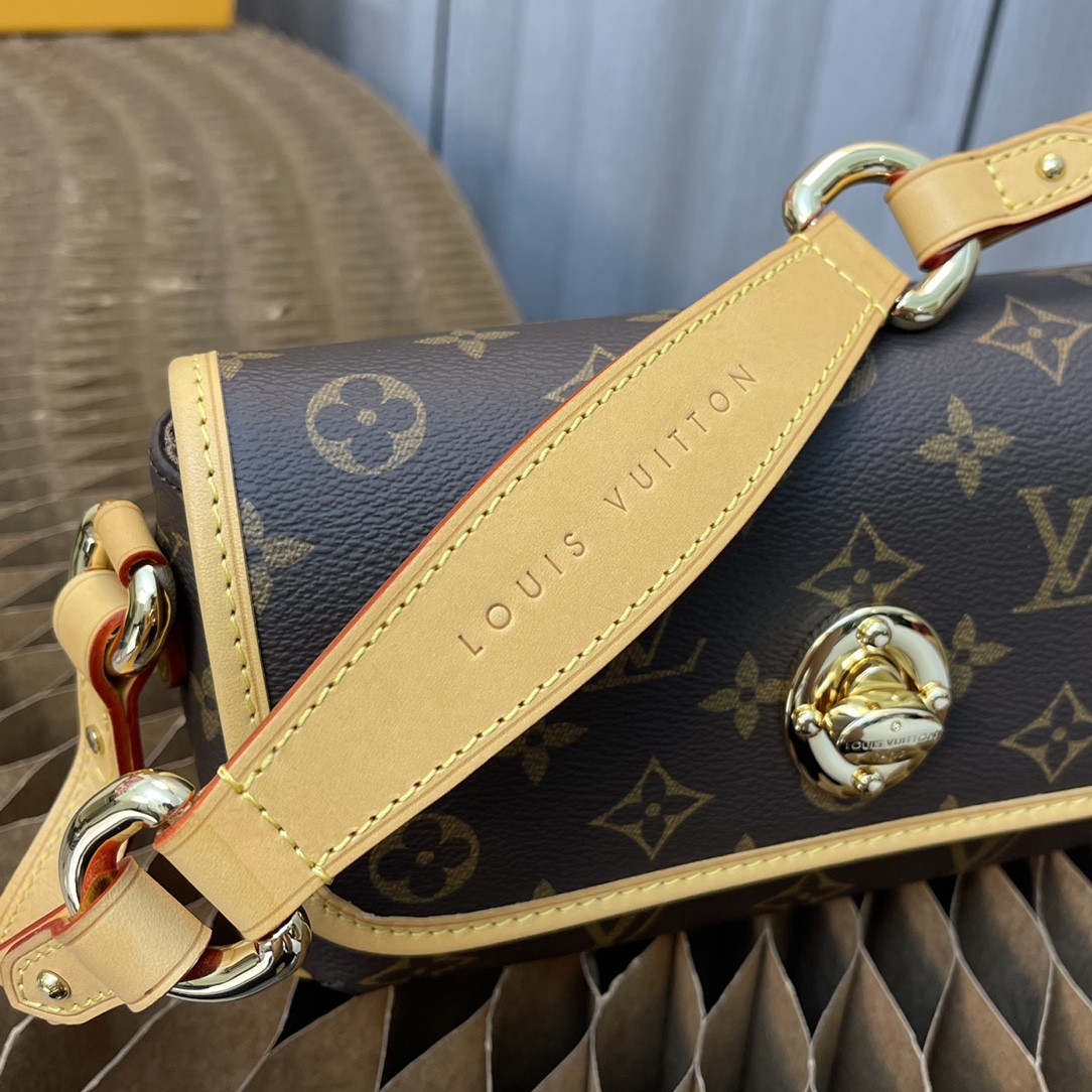 Handbag Louis Vuitton M40078 size 22.5  13  8 CM - vstockx