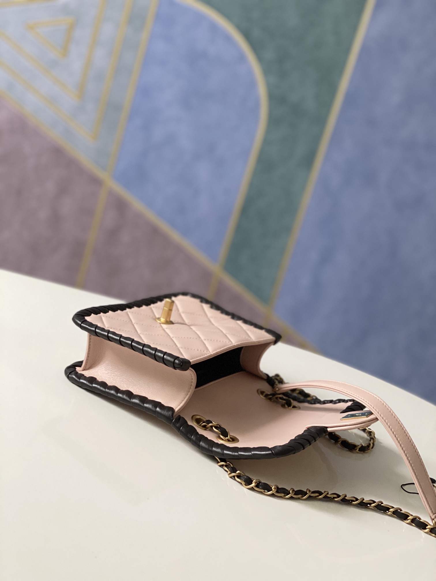 Handbag Chanel AS2495 size 19x15x6 cm - vstockx