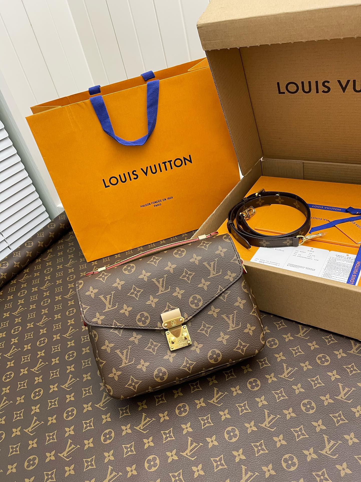 Handbags Louis Vuitton M44875 size:25*19*7 cm - vstockx