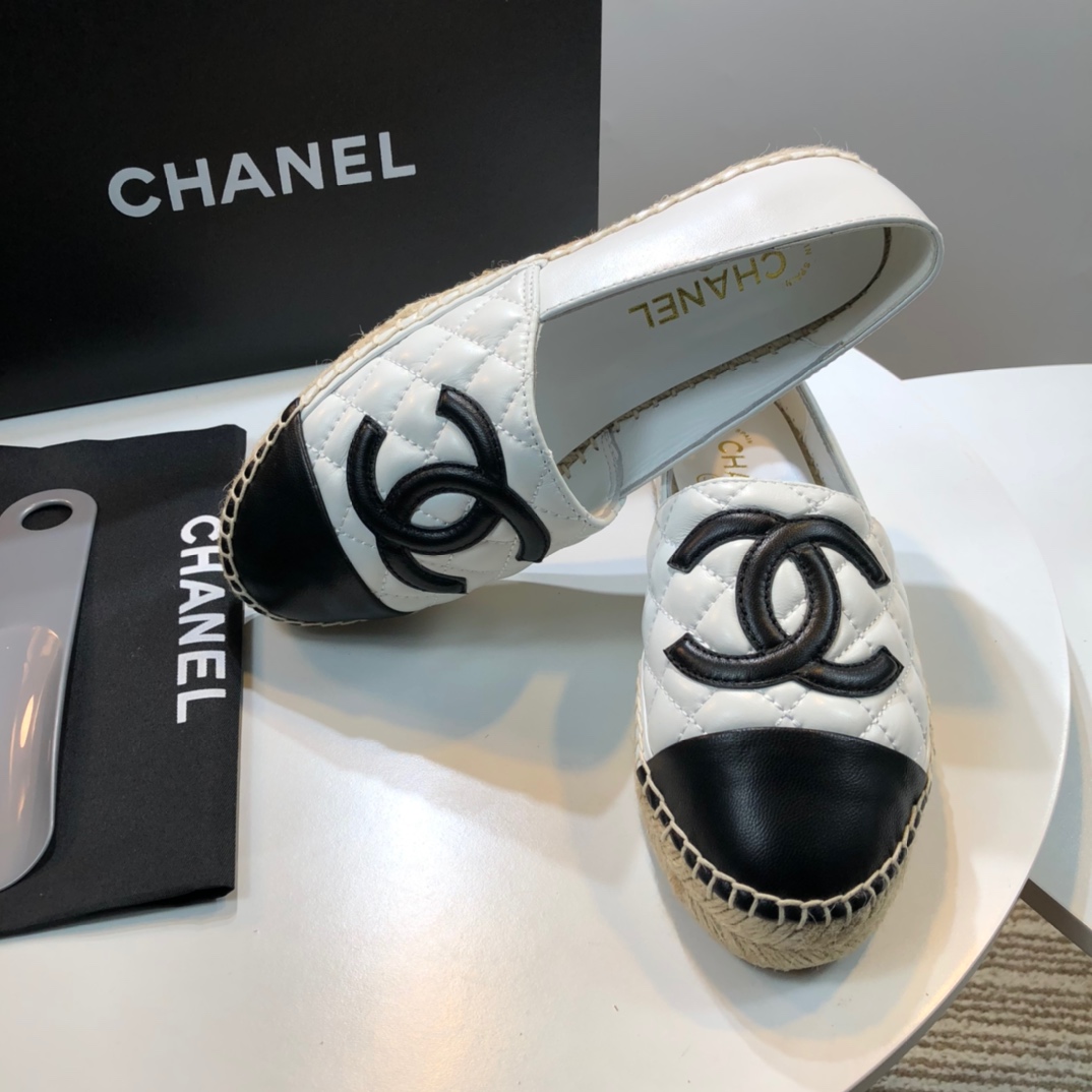 Chanel Loafers 57 - vstockx