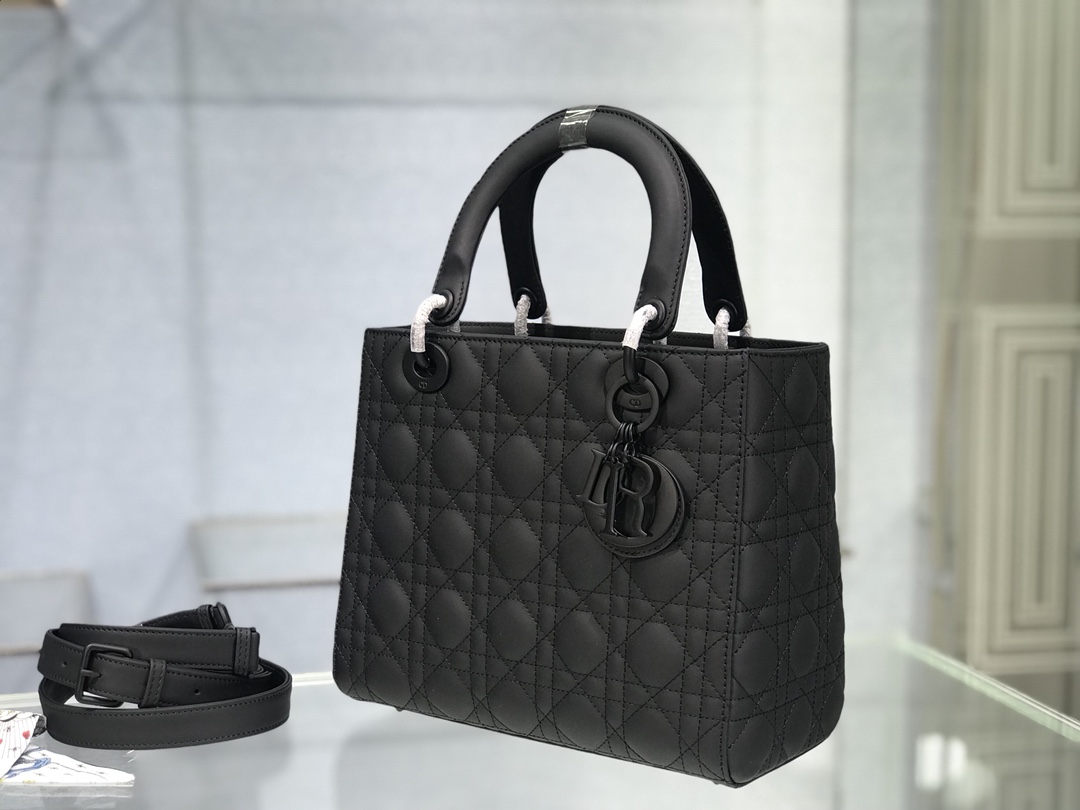 Handbag Dior 6605 size 24 cm - vstockx
