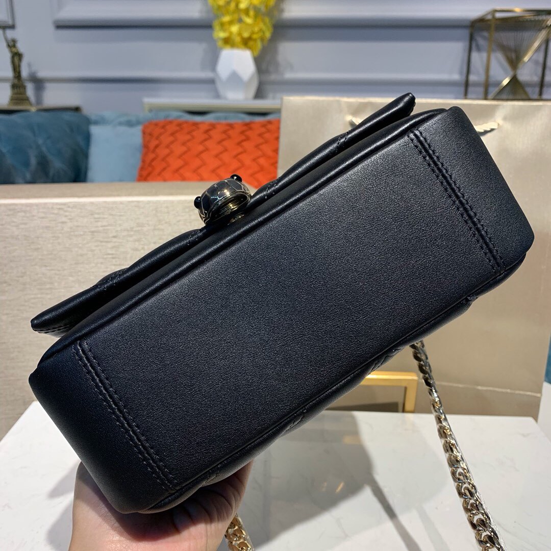 Handbags Bvlgari 2839930021 size:22.5*15*10 cm - vstockx