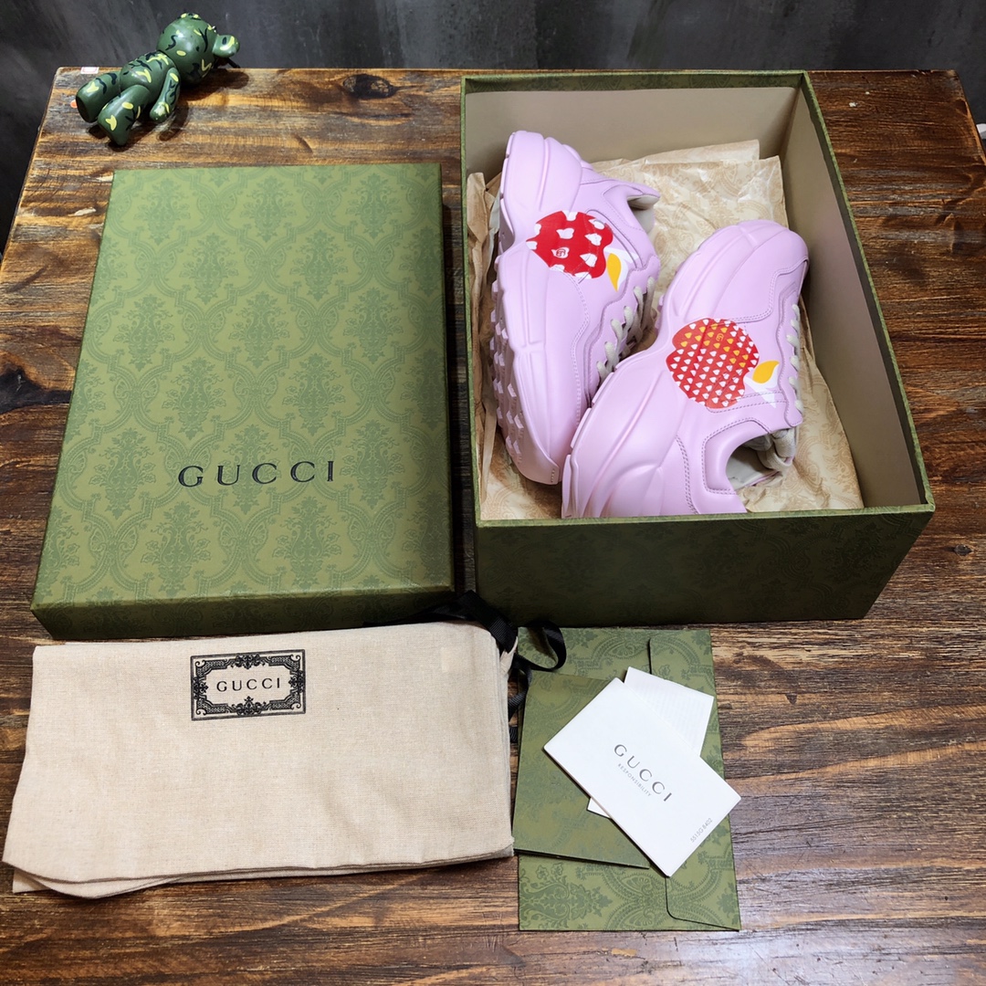 Gucci Rhyton sneaker 1 - vstockx