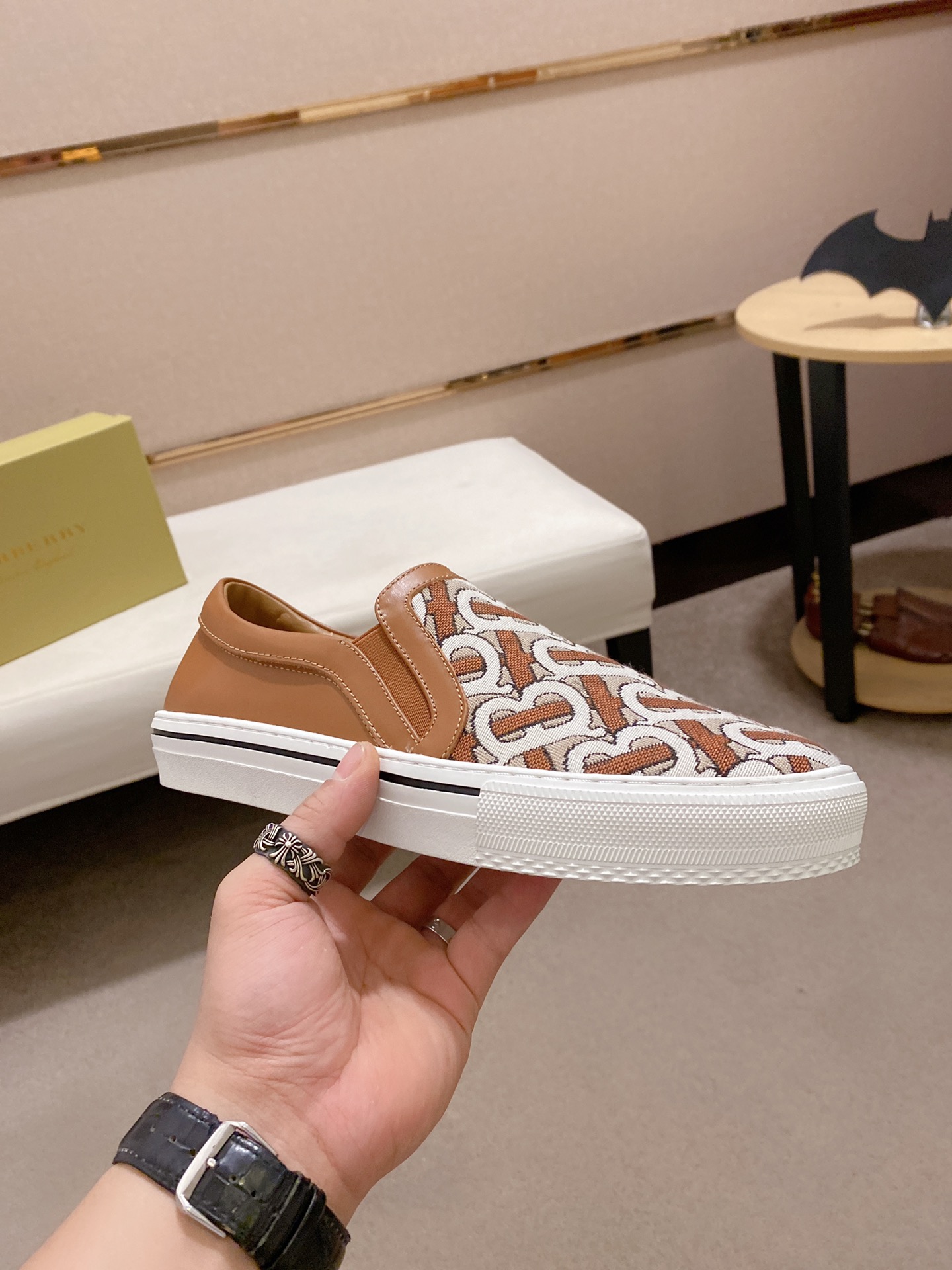 Burberry Perforated Check Sneaker 23 - vstockx