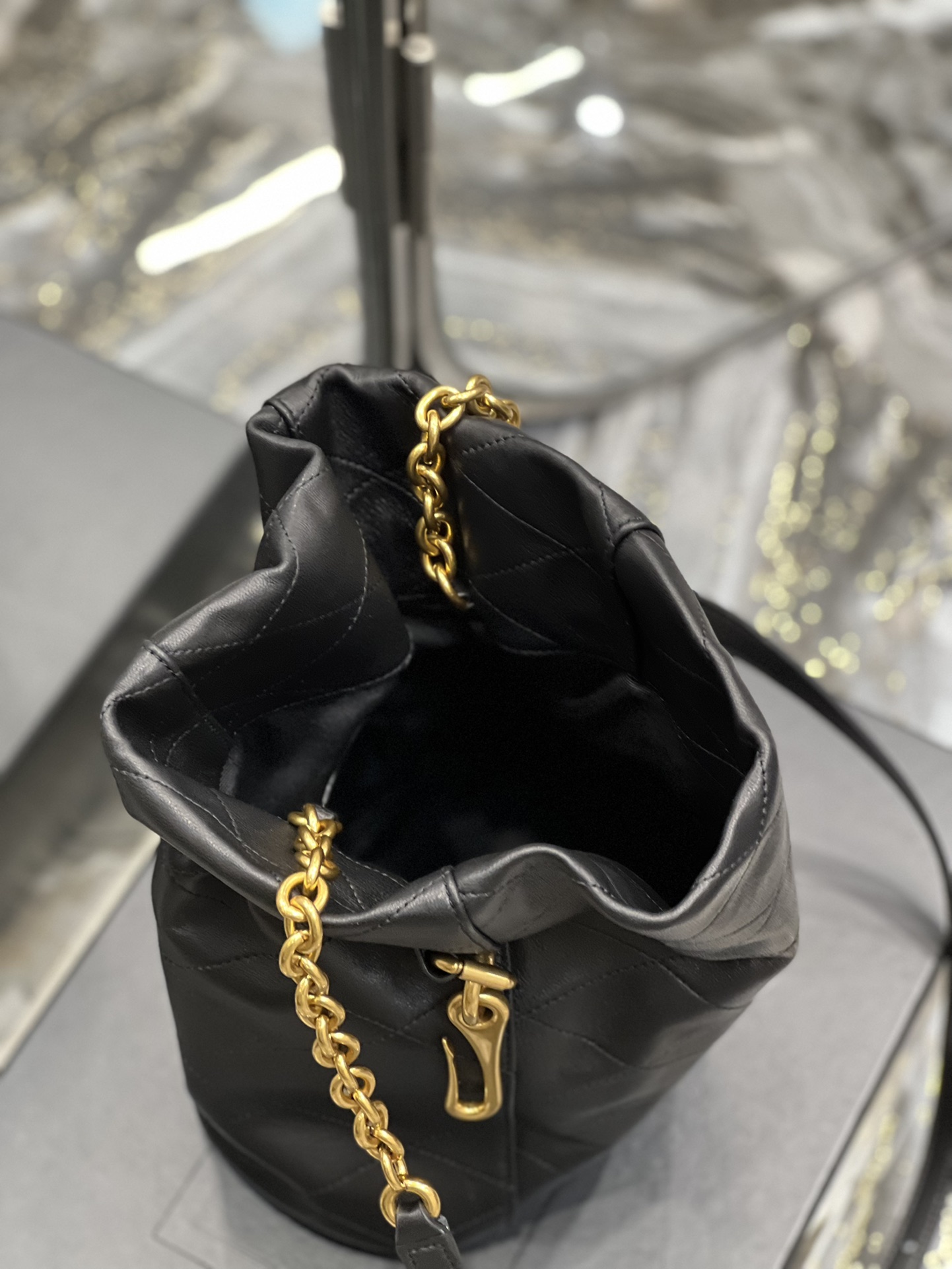 Handbags SAINT LAURENT 686310 size 19  27  12 cm - vstockx