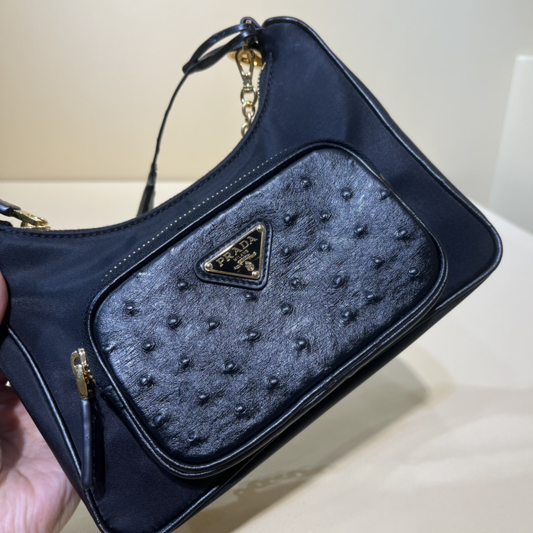 Handbags Prada 1BC198 size:22x19.5x6CM - vstockx