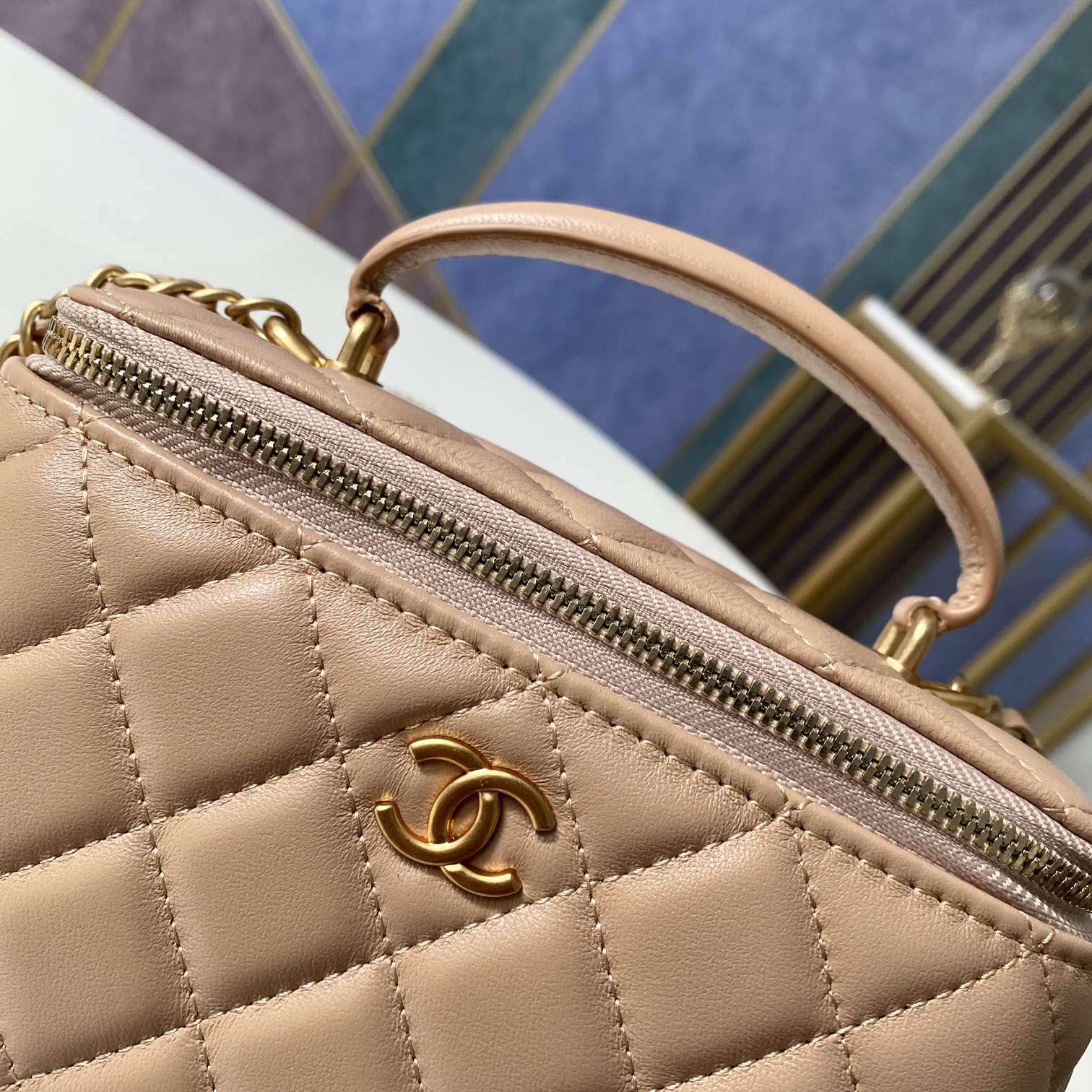 Handbag chanel 81118 size 9.5 17 8 cm - vstockx