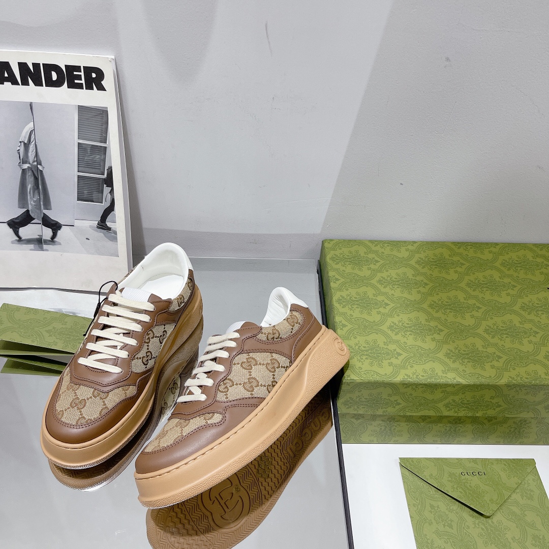 Gucci Women's GG sneaker 2 - vstockx