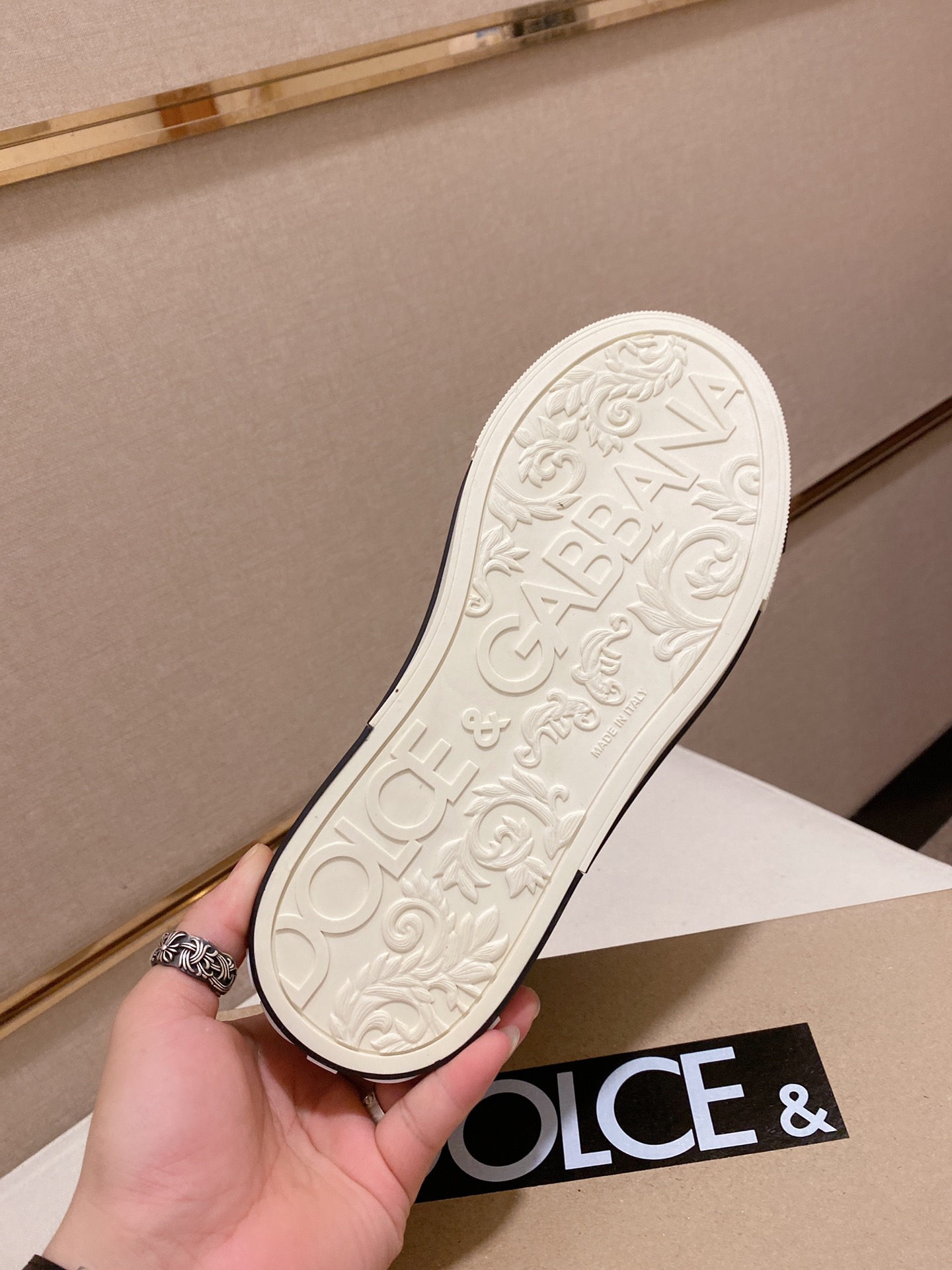 Dolce & Gabbana High-Tops chunky sneakers 17 - vstockx