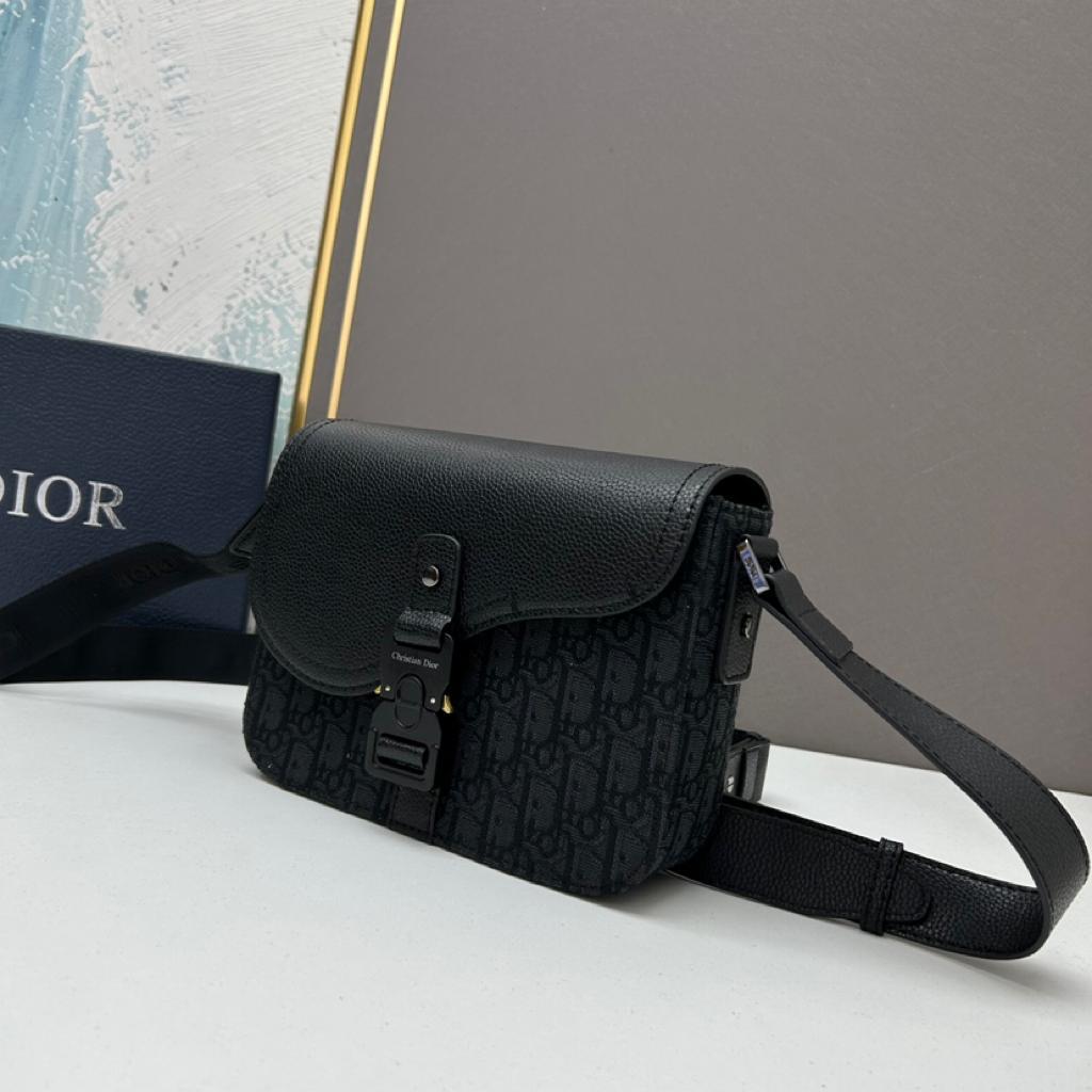 Handbag Dior 6612 size 23*18*6 cm - vstockx