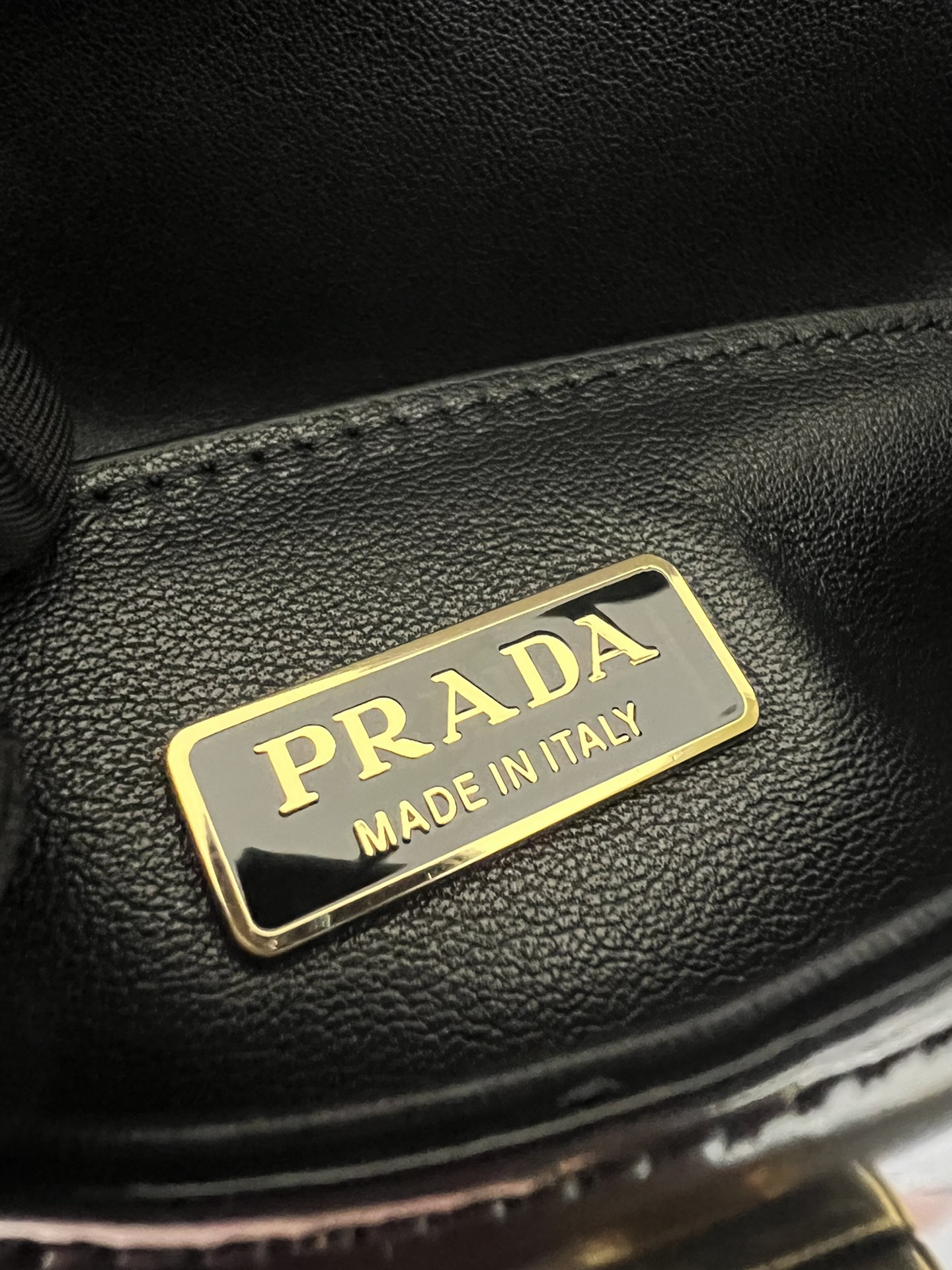 handbags prada 1BD345 24*11*4 - vstockx