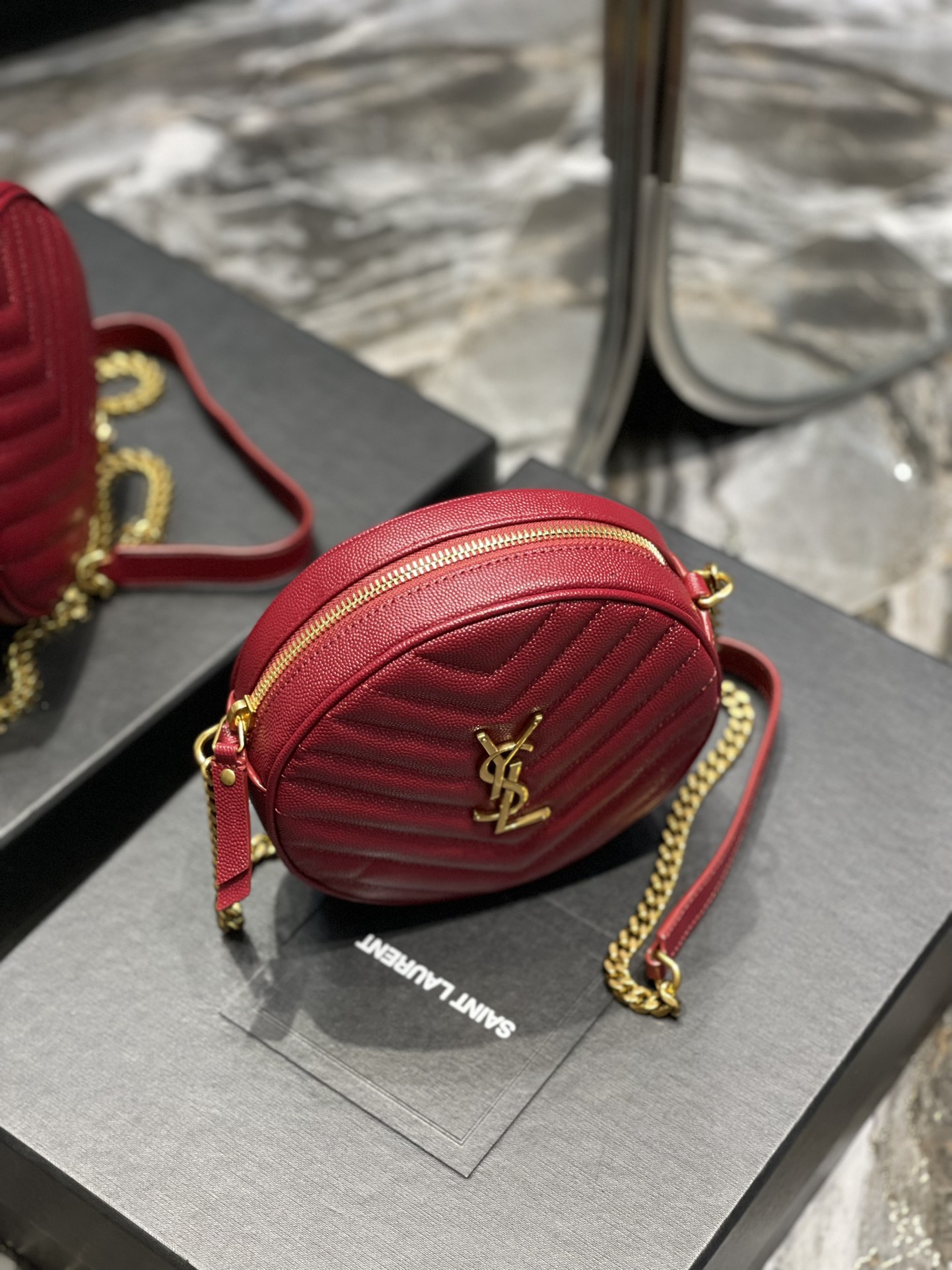 Handbags SAINT LAURENT 610436 size 17x17x5.5 cm - vstockx