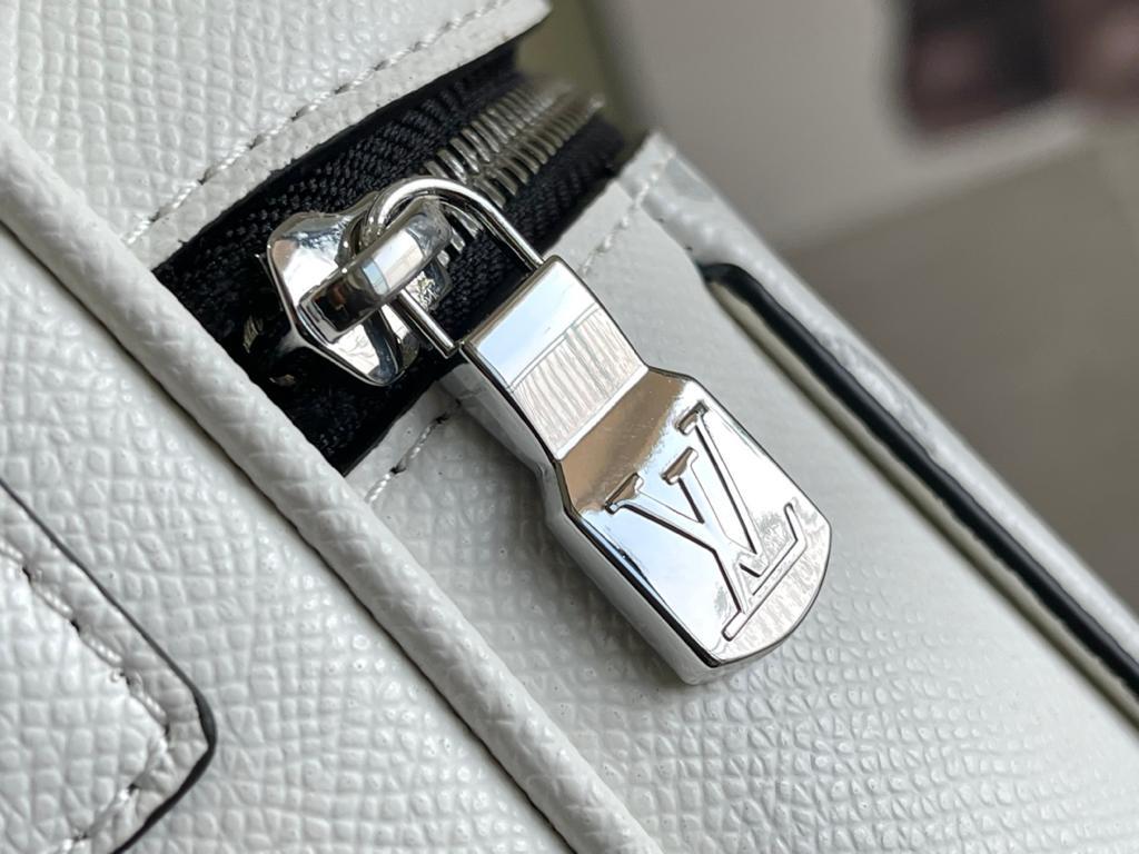 Handbag Louis Vuitton M30873 size 29.5x20x10.5 cm - vstockx