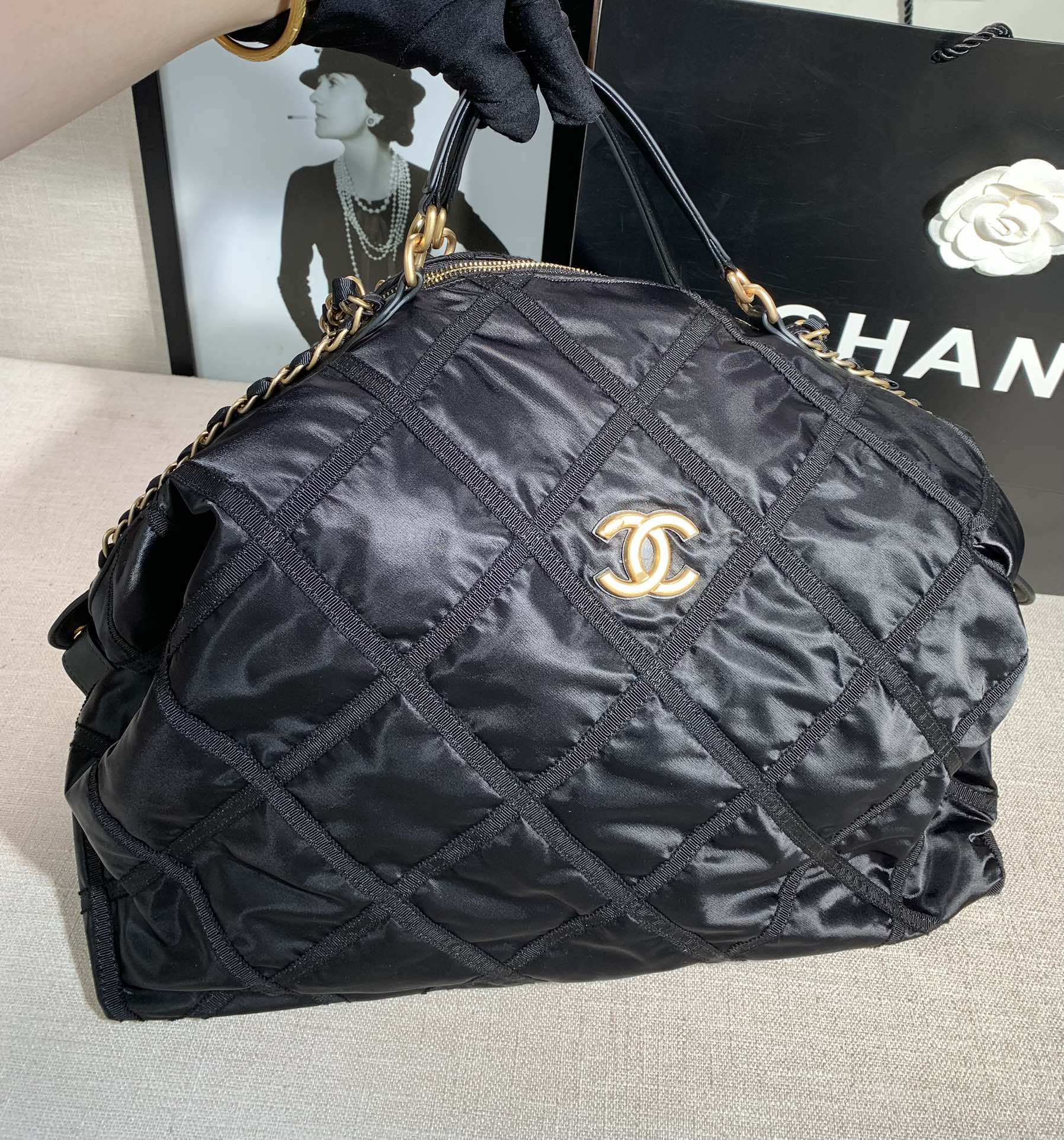 Handbag Chanel size 25  46  28 cm - vstockx