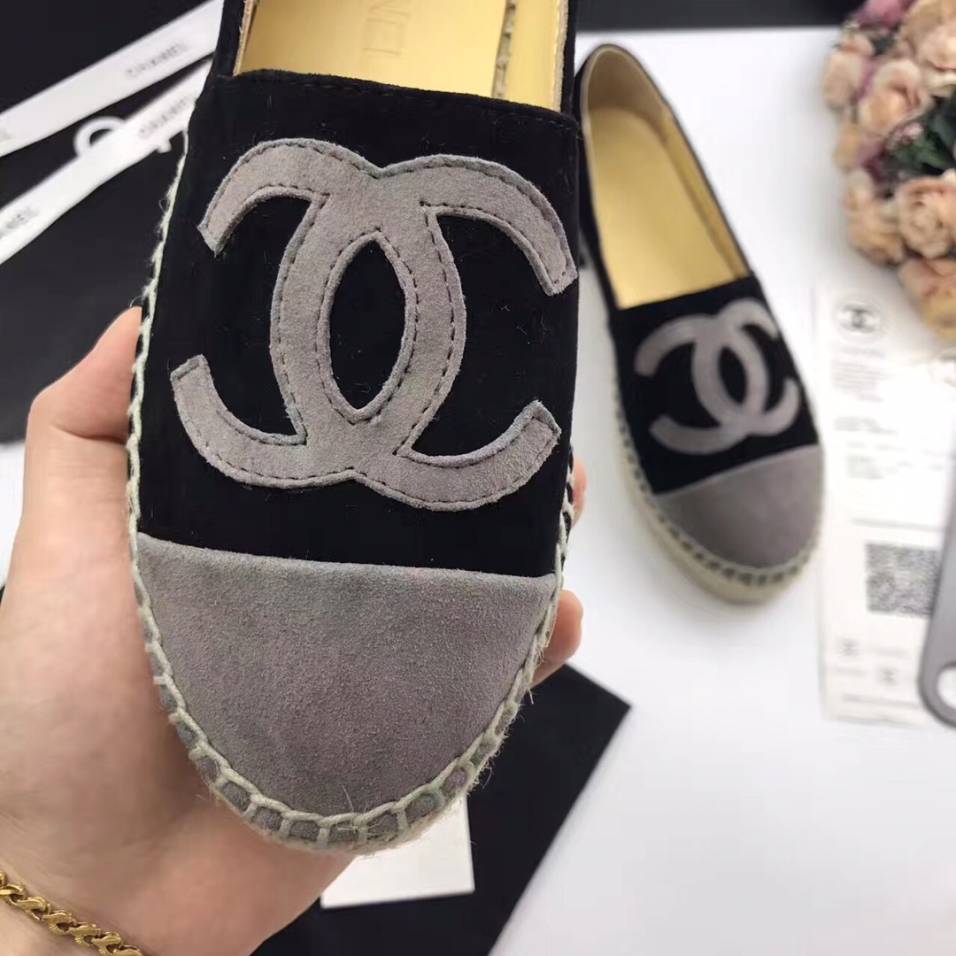 Chanel Loafers 18 - vstockx
