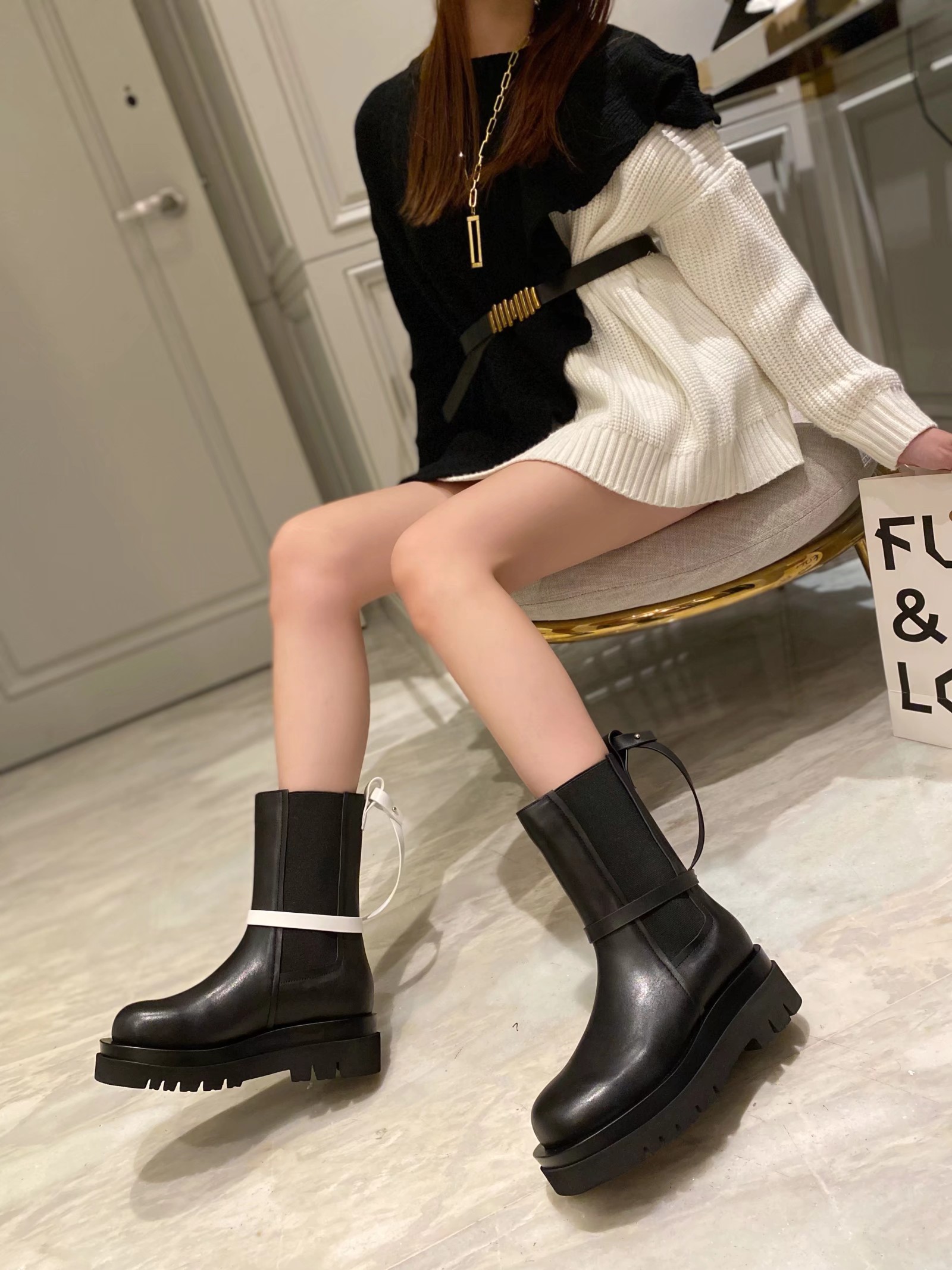Bottega Veneta Boots 31 - vstockx
