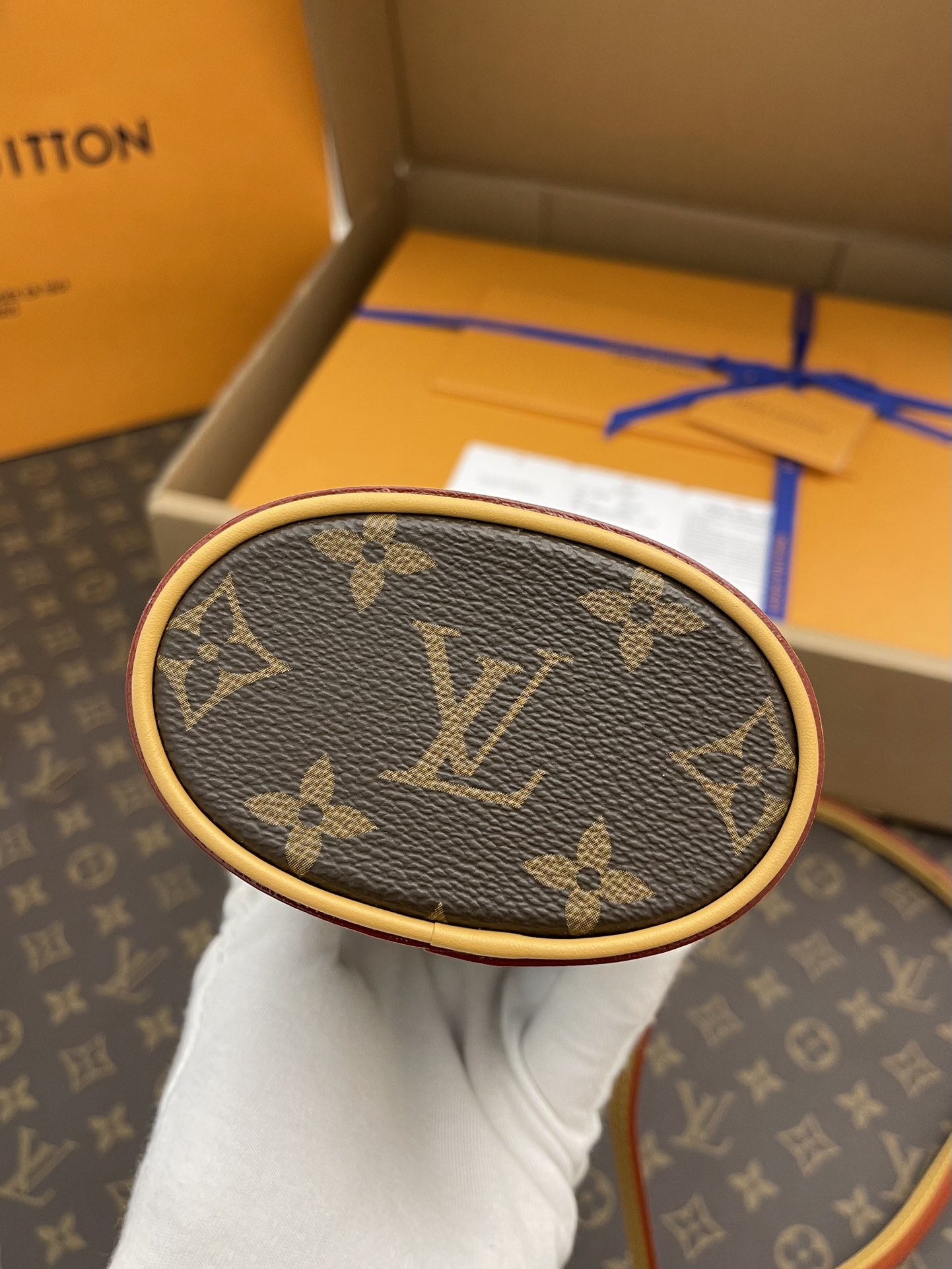 Handbags Louis Vuitton mini M80874 size:14.5*18*6.5 cm - vstockx