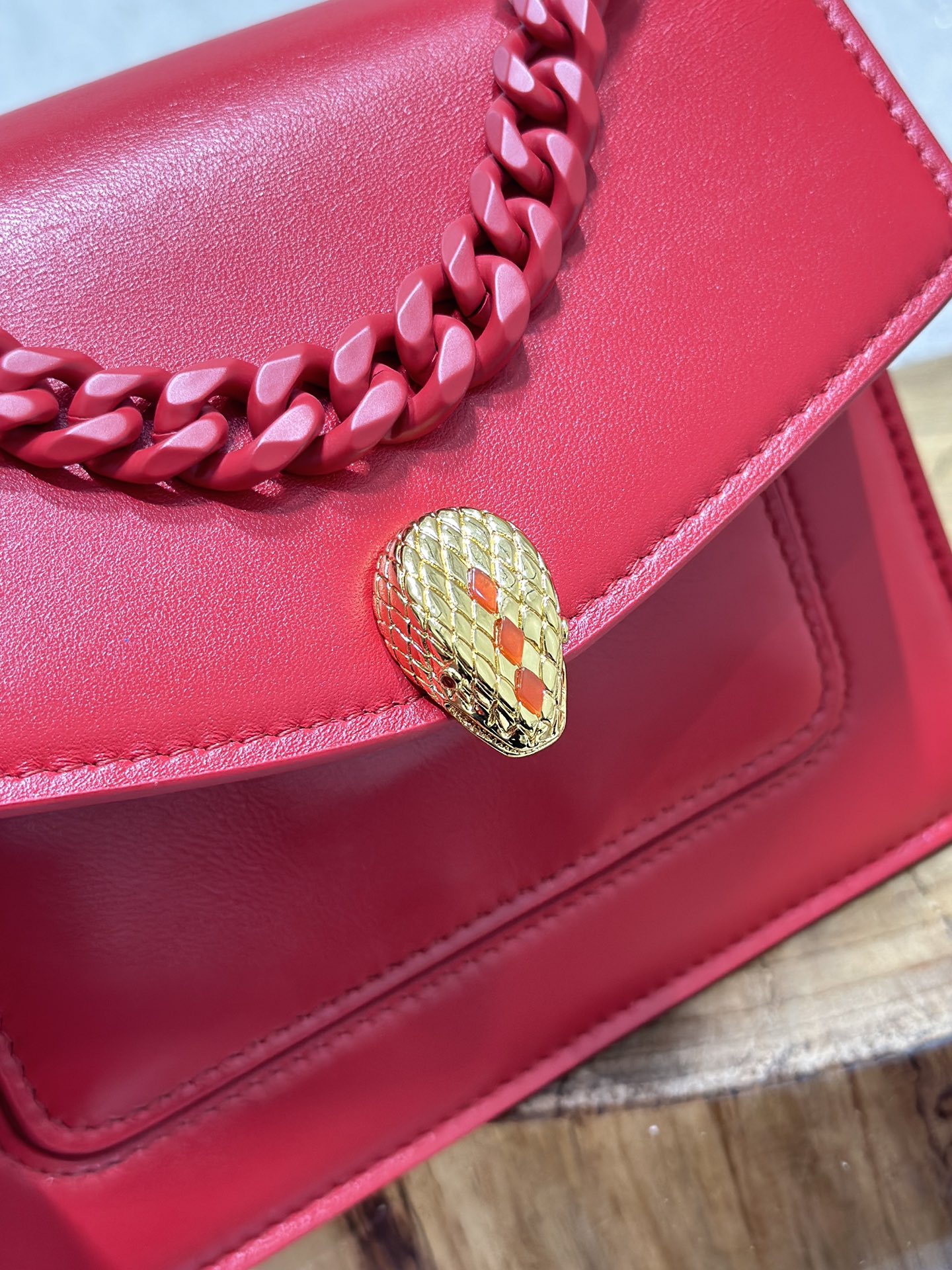 Handbags Bvlgari 290763 size:20*14*8 cm - vstockx