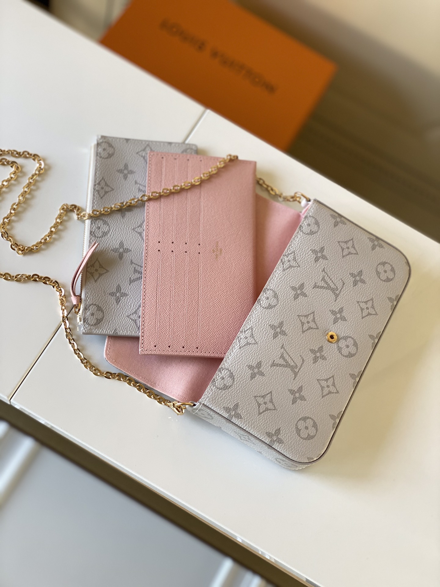 Handbag Louis Vuitton M61276 size 21.0 x 12.0 x 3.0 cm - vstockx