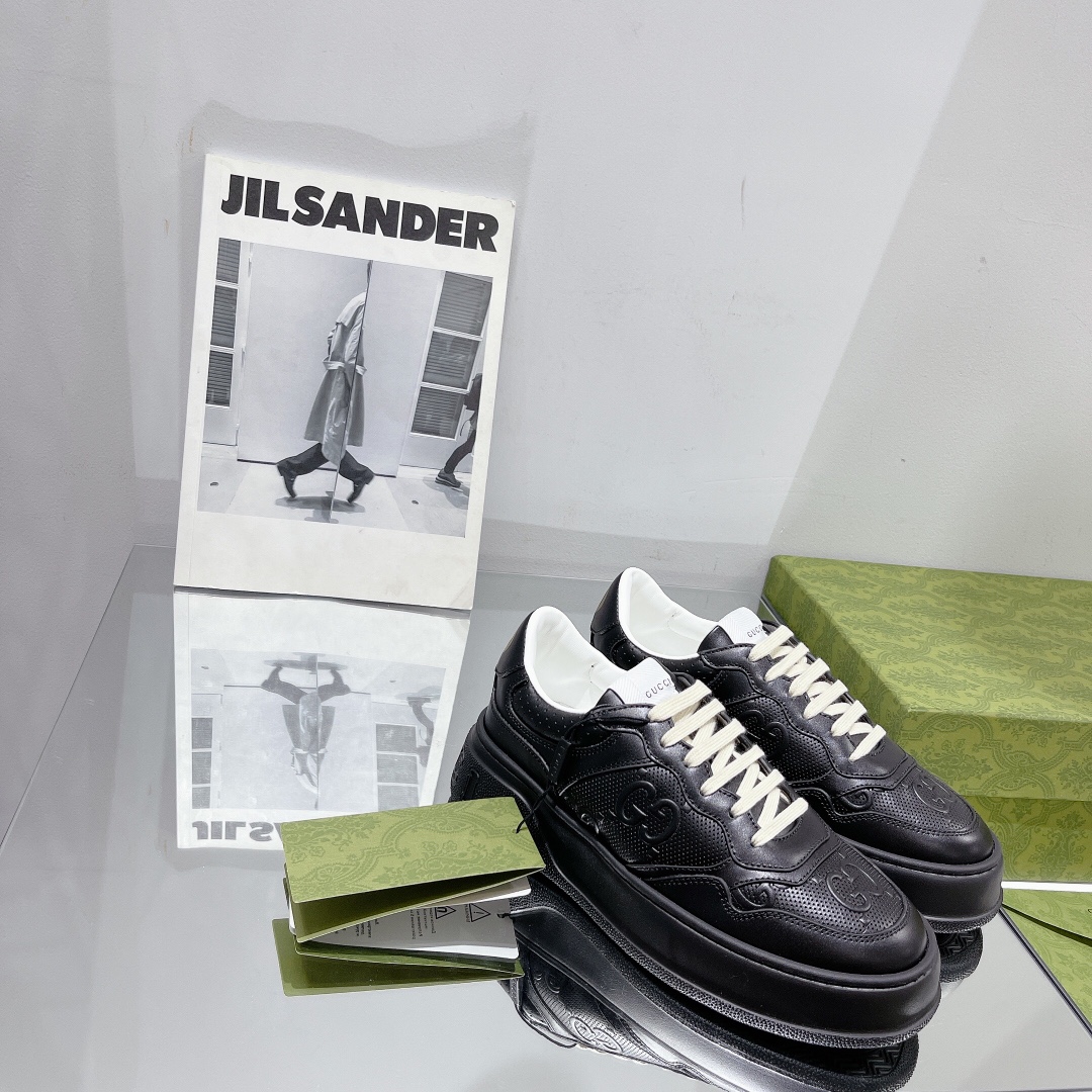 Gucci Women's GG sneaker 2 - vstockx