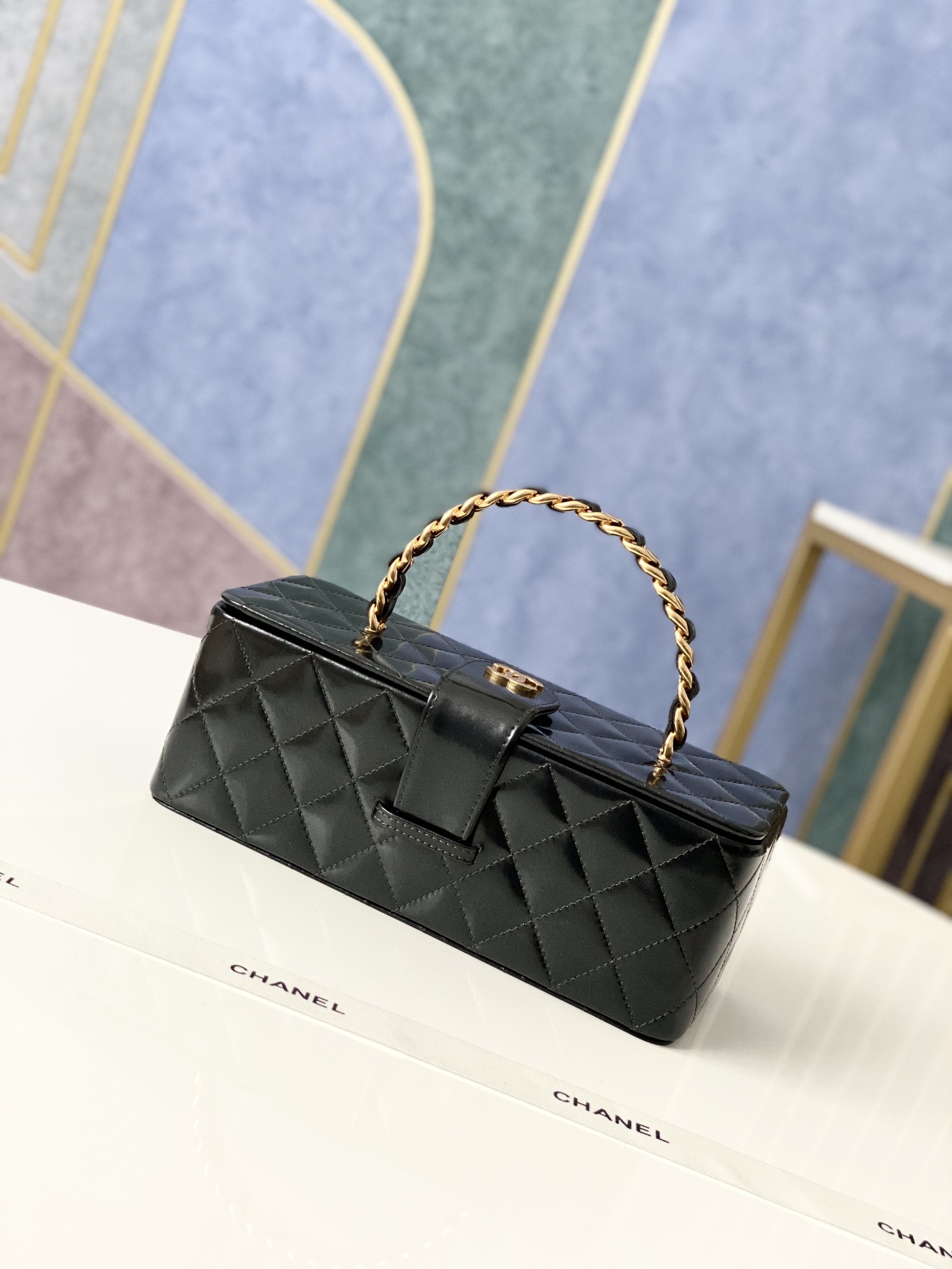 Handbag chanel 01919 size 22 10 8.5 cm - vstockx