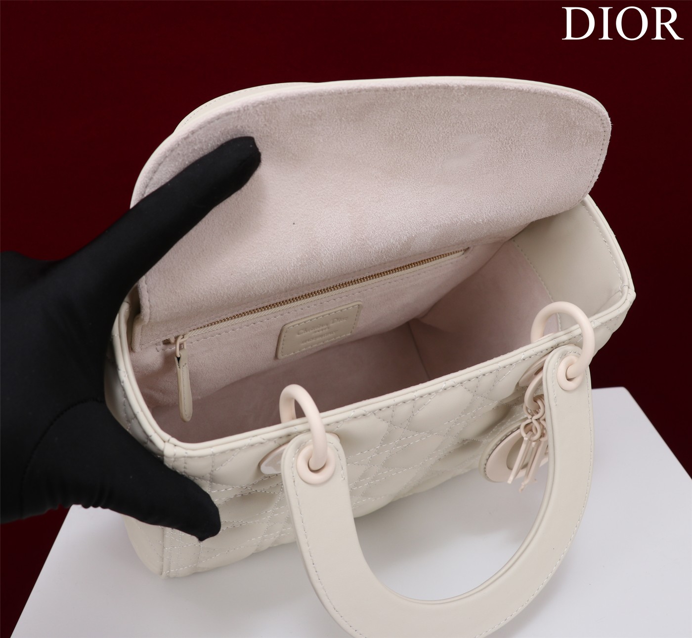 Handbag Dior M0565 size 32*24*12 cm - vstockx