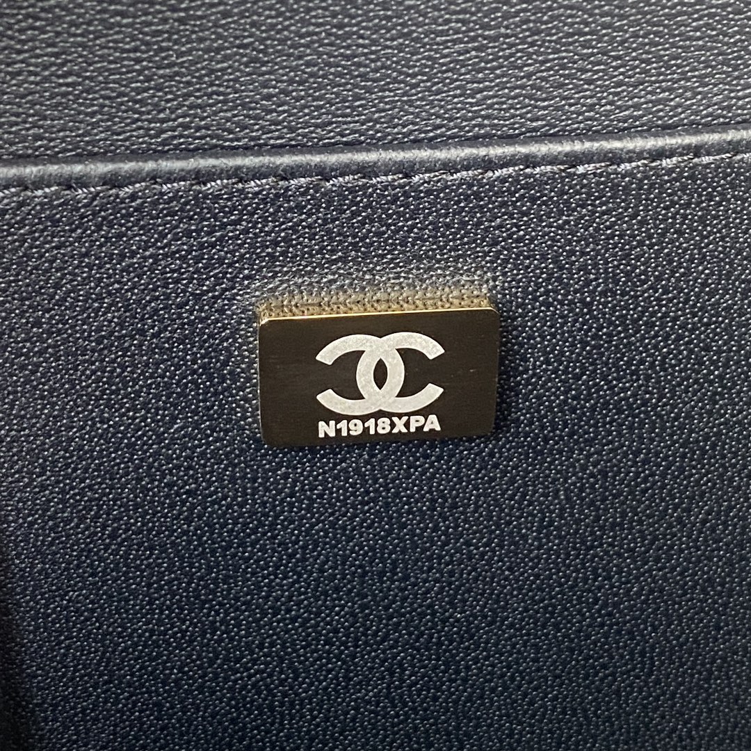 Handbag Chanel AS3345 size 15  20.5  10.5 cm - vstockx
