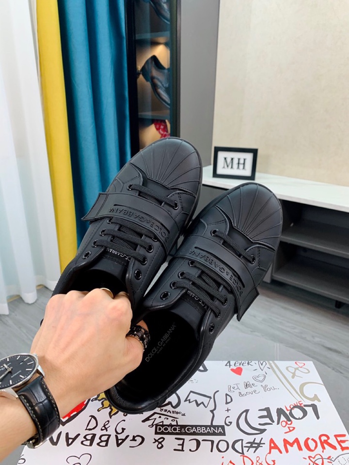 Dolce & Gabbana Low Tops Sneakers 91 - vstockx