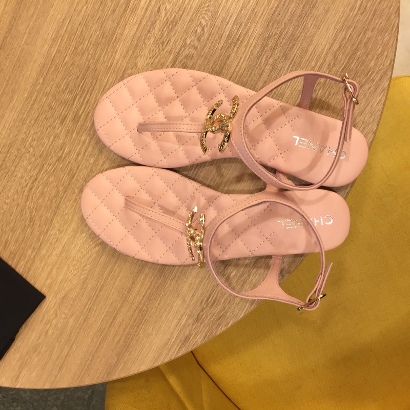 Chanel Slides 55 - vstockx
