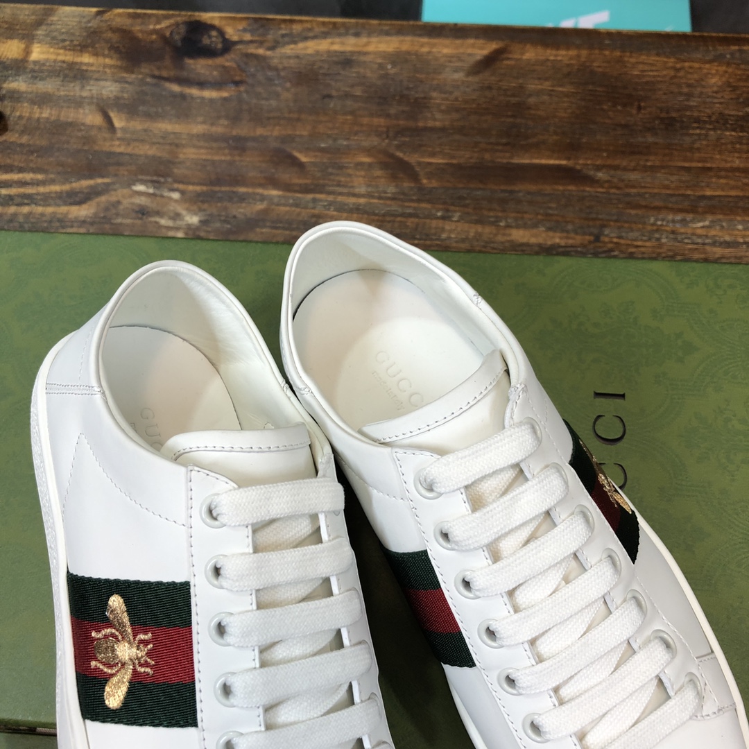 Gucci Ace Fold Down Bee (W) - vstockx