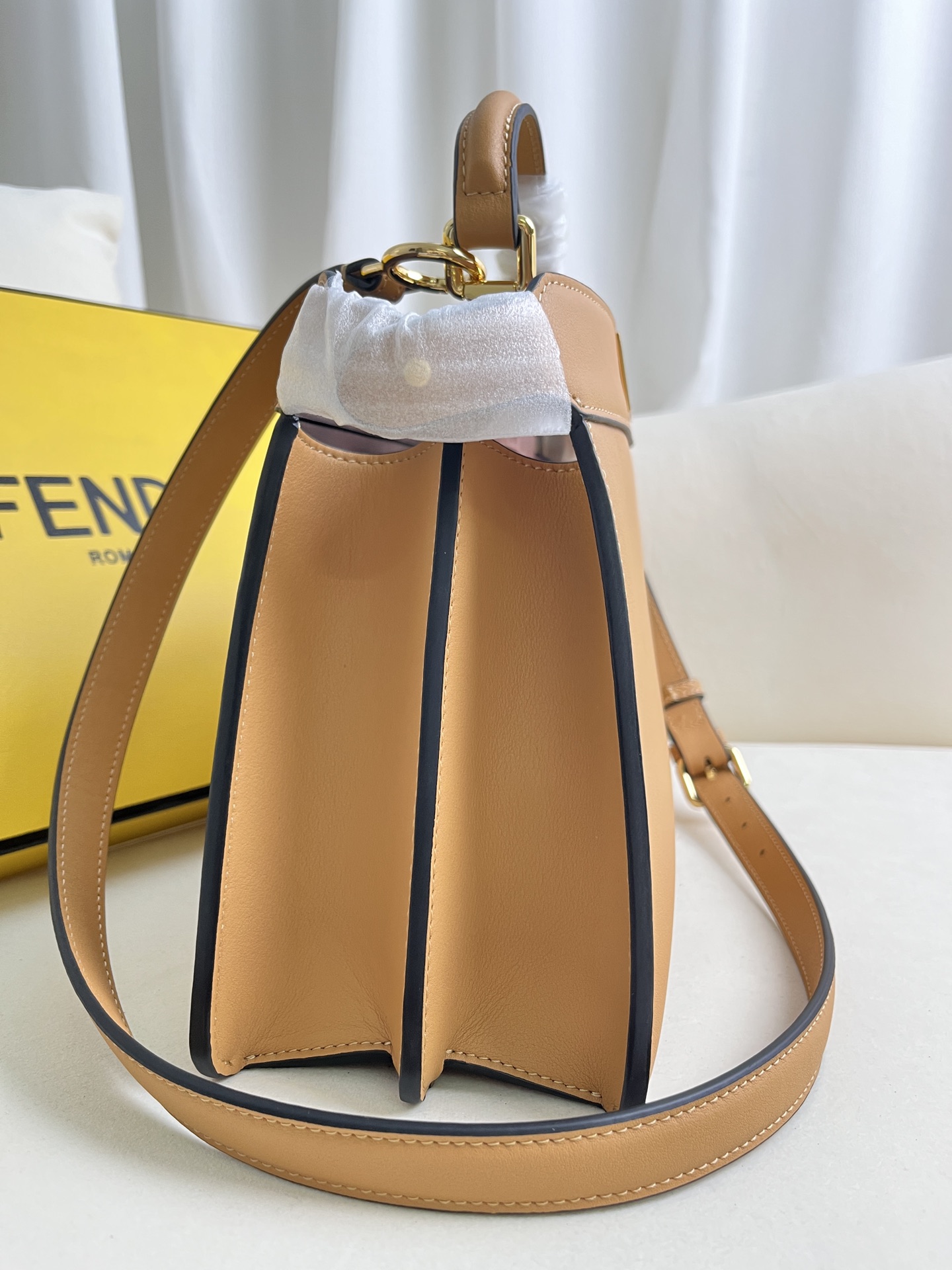handbags FENDI 0229 size:27*21*11cm - vstockx
