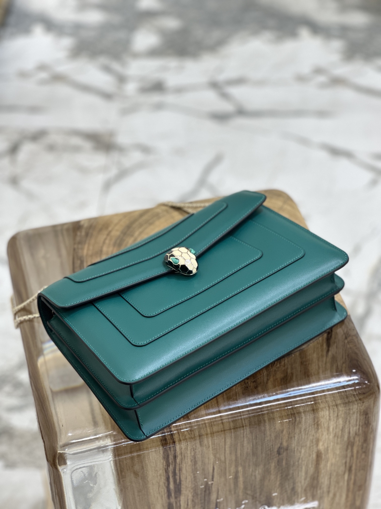 Handbags Bvlgari 35362 size:28*19*8 cm - vstockx