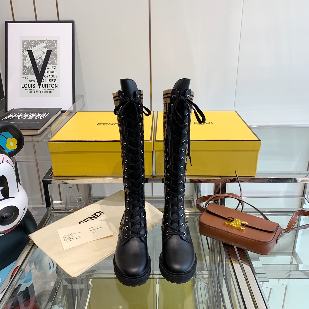 Fendi Boots 11 - vstockx
