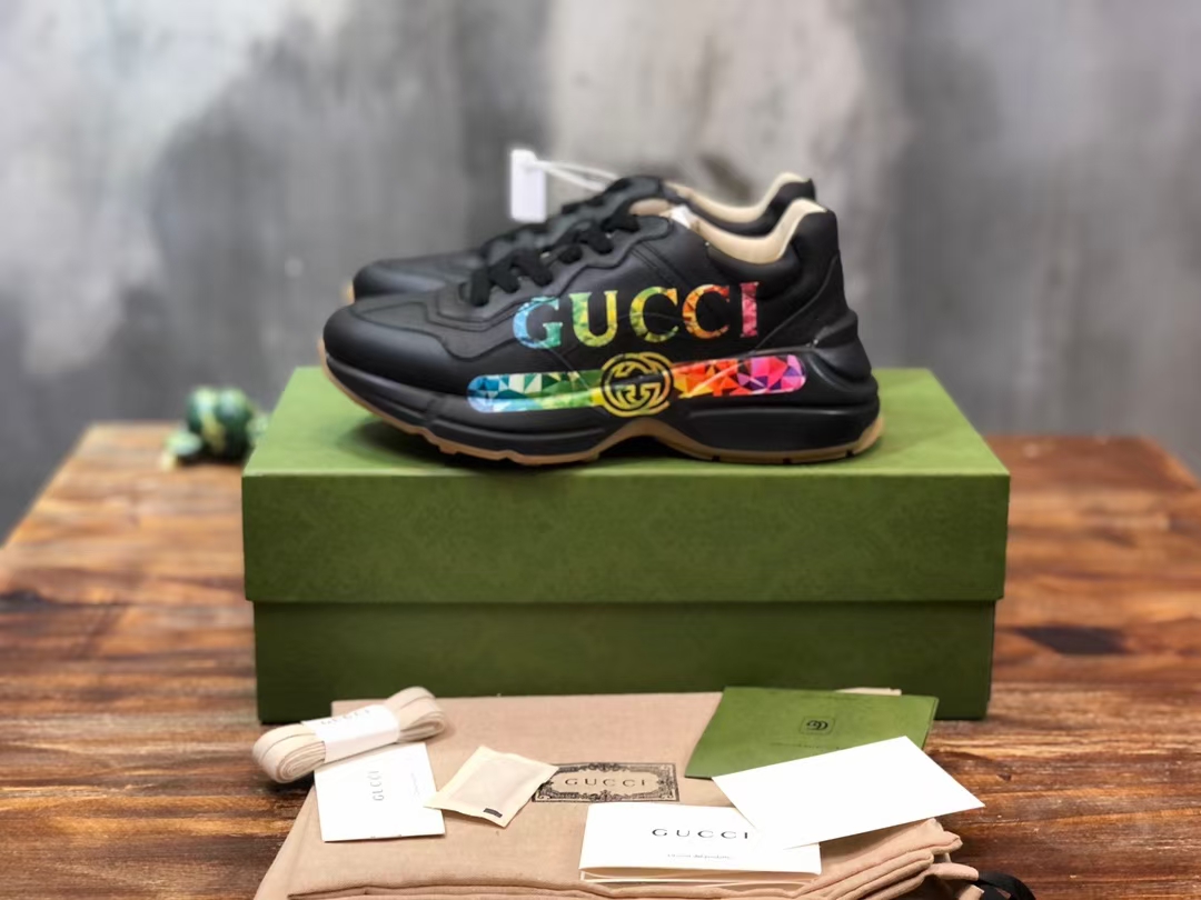 Gucci Rhyton sneaker 25 - vstockx