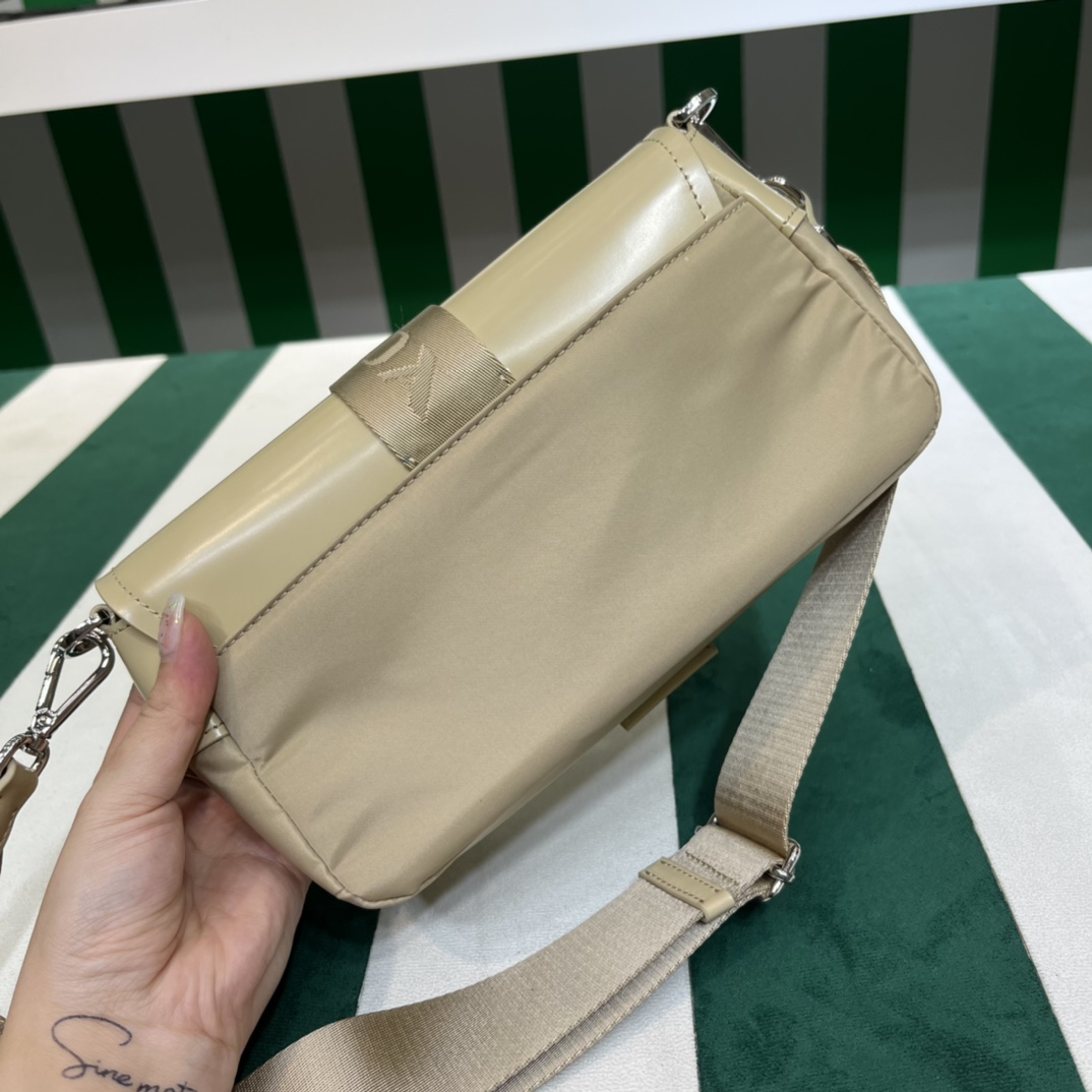 Handbags Prada 1BD295 size:22*7.5*14 cm - vstockx