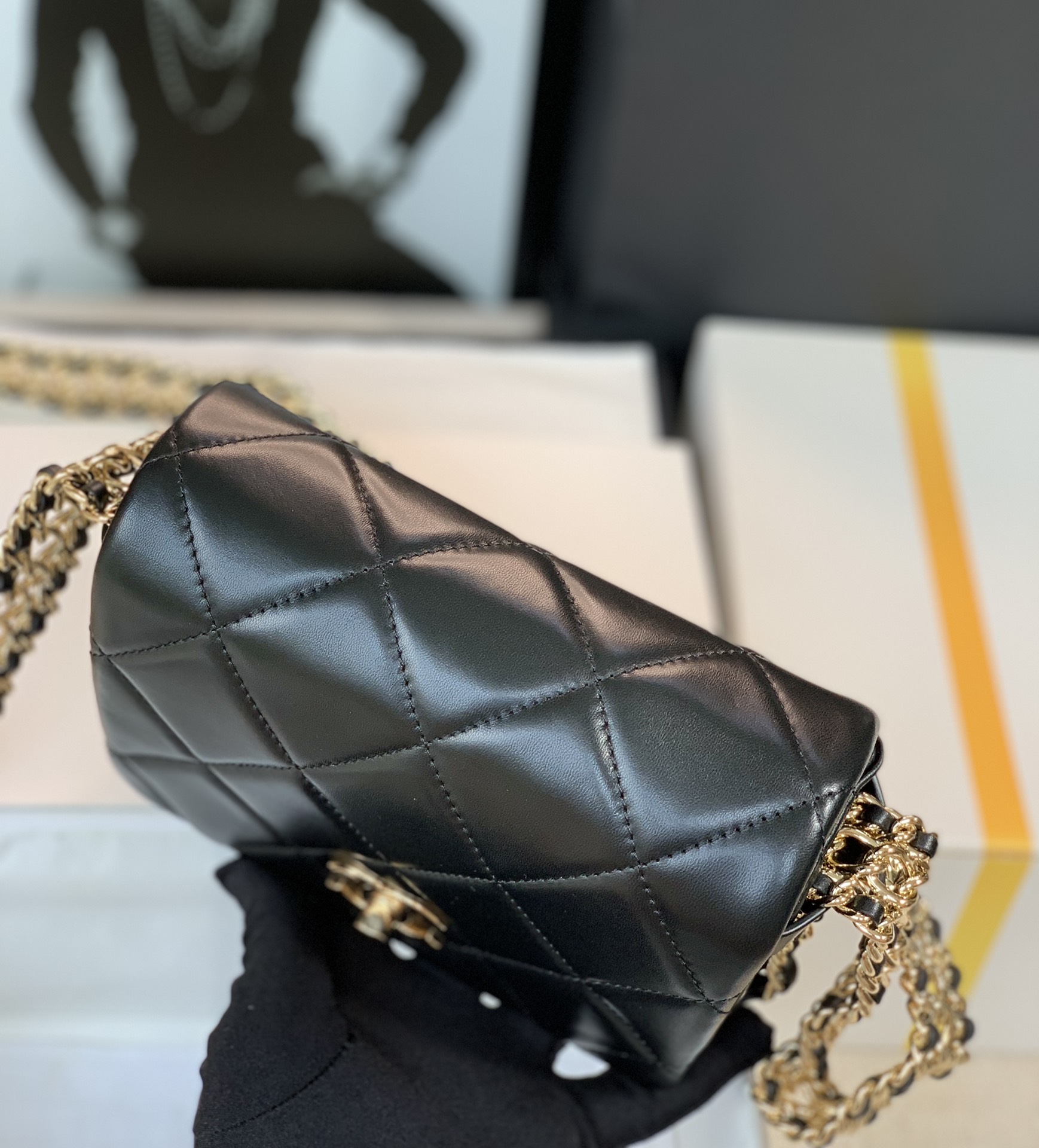 Handbag Chanel size 18 cm - vstockx