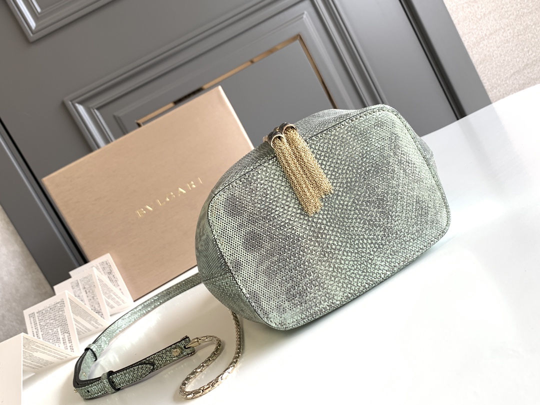 Handbags Bvlgari Sprpenti Forever size:16*11*19 cm - vstockx