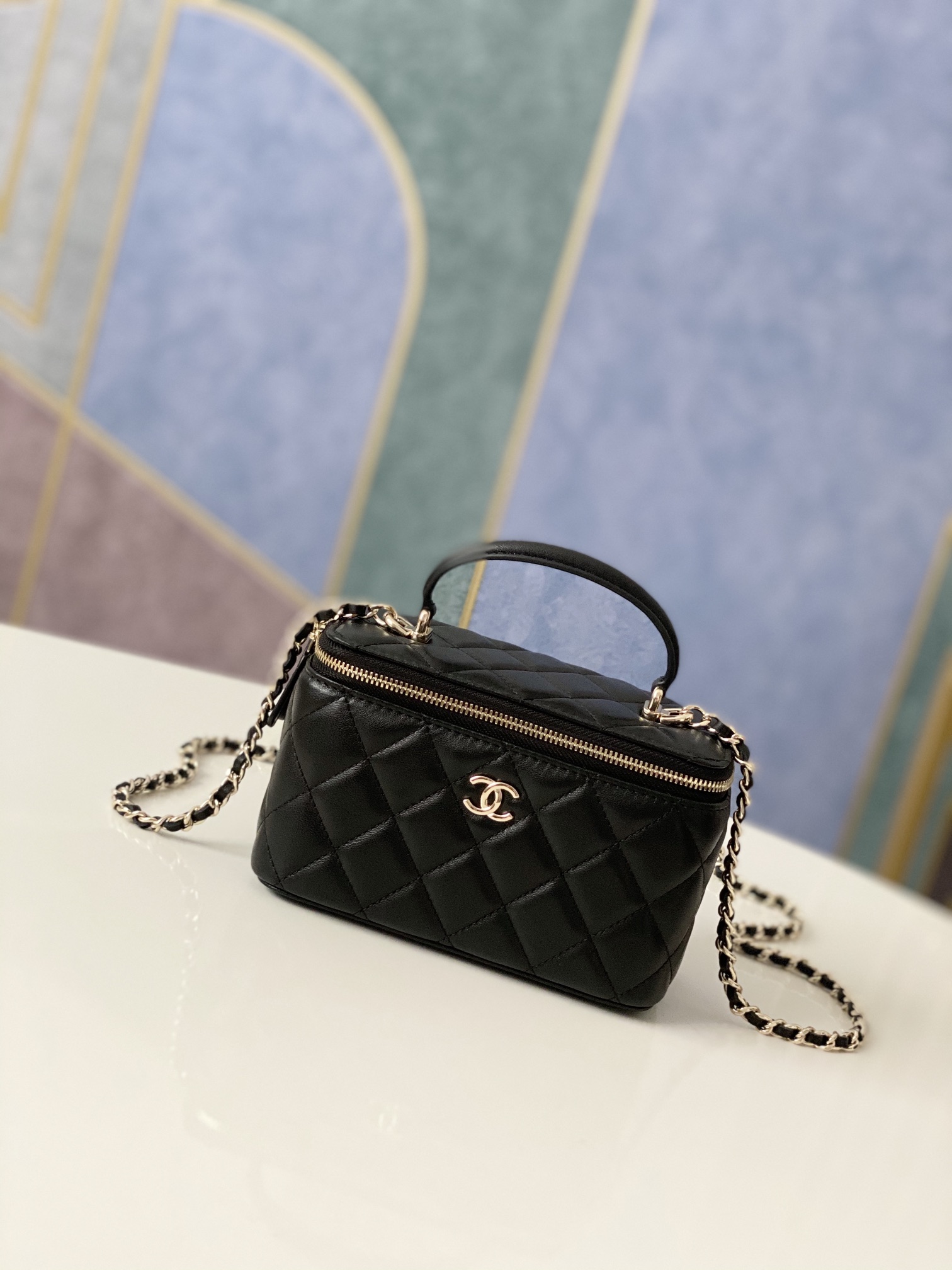 Handbag chanel 81190 size 9.5 17 8 cm - vstockx