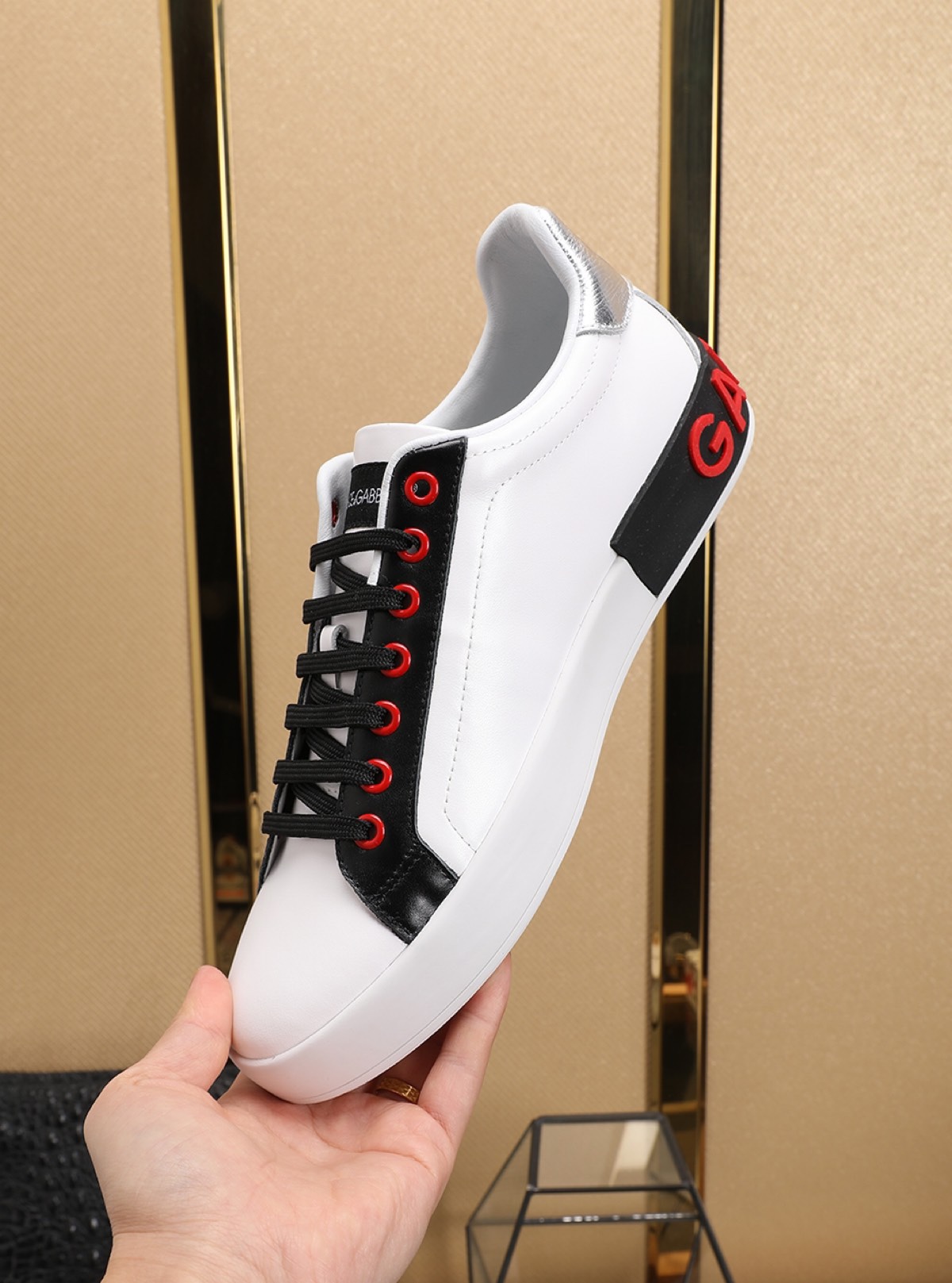 Dolce & Gabbana Low Tops Sneakers 72 - vstockx