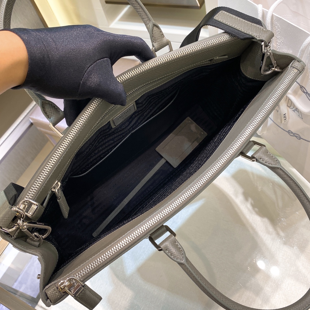 handbags prada 2VG061 size ?9*29*9cm - vstockx