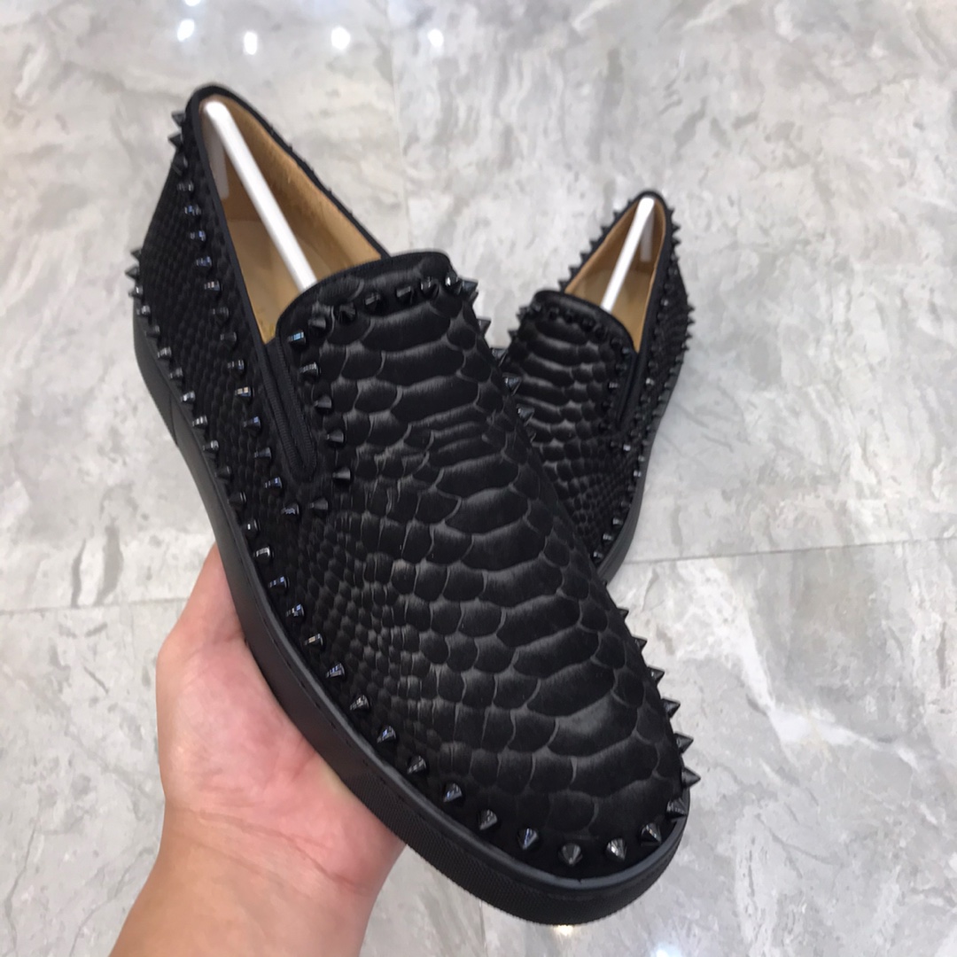 Christian Louboutin Louis Junior Spikes Orlato Flat Sneakers 52 - vstockx