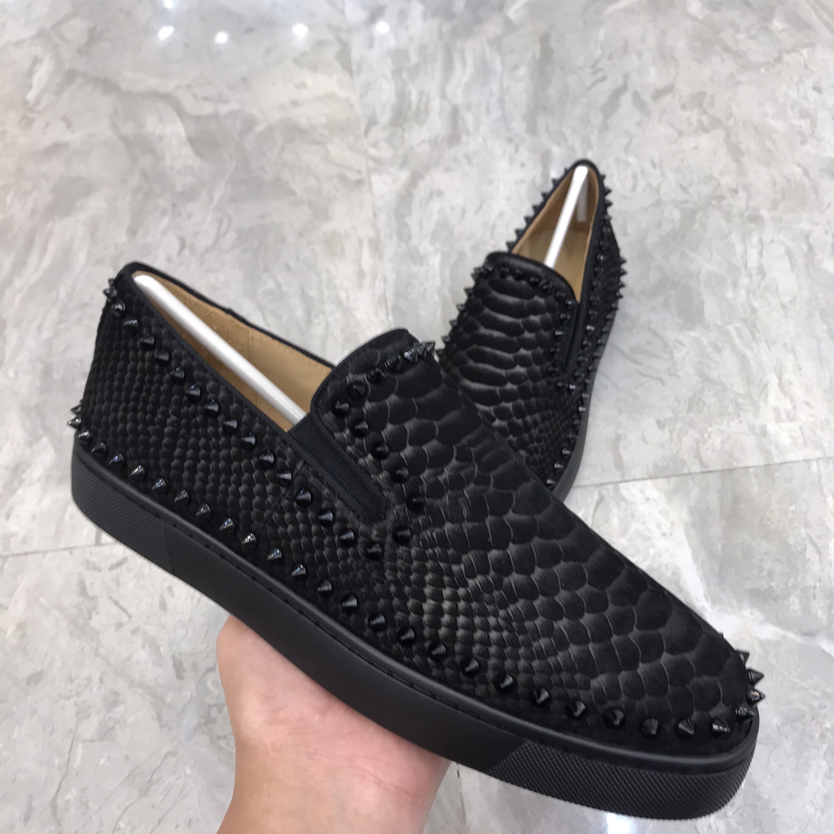 Christian Louboutin Louis Junior Spikes Orlato Flat Sneakers 52 - vstockx